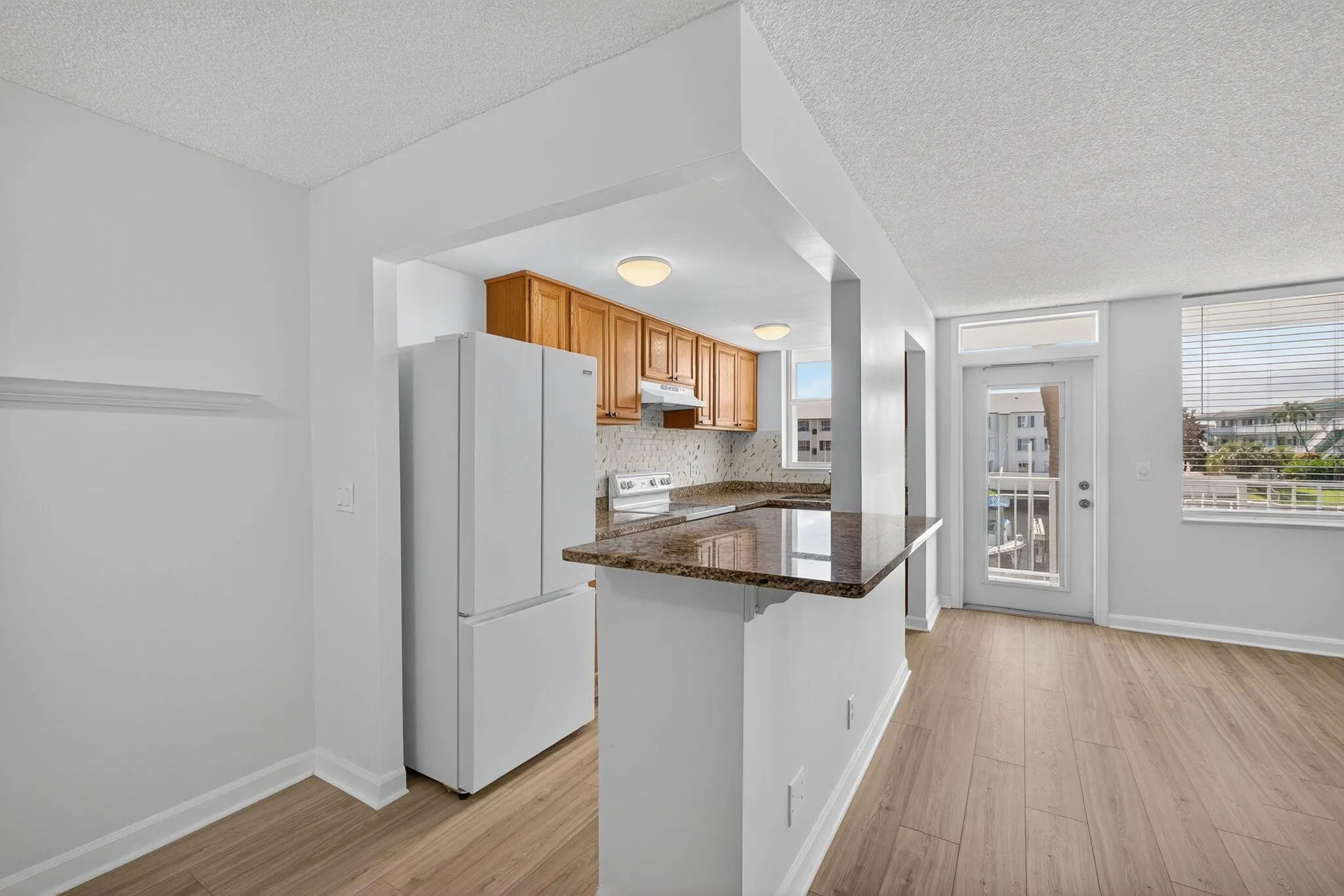 104 Paradise Harbour Boulevard, #203