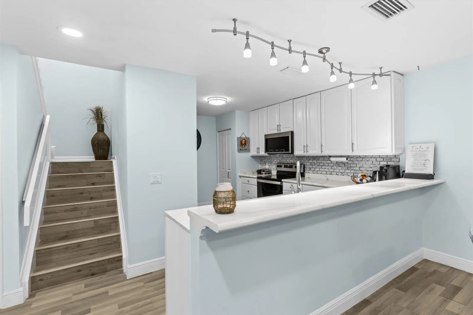 1100 SE Mitchell Avenue, #103