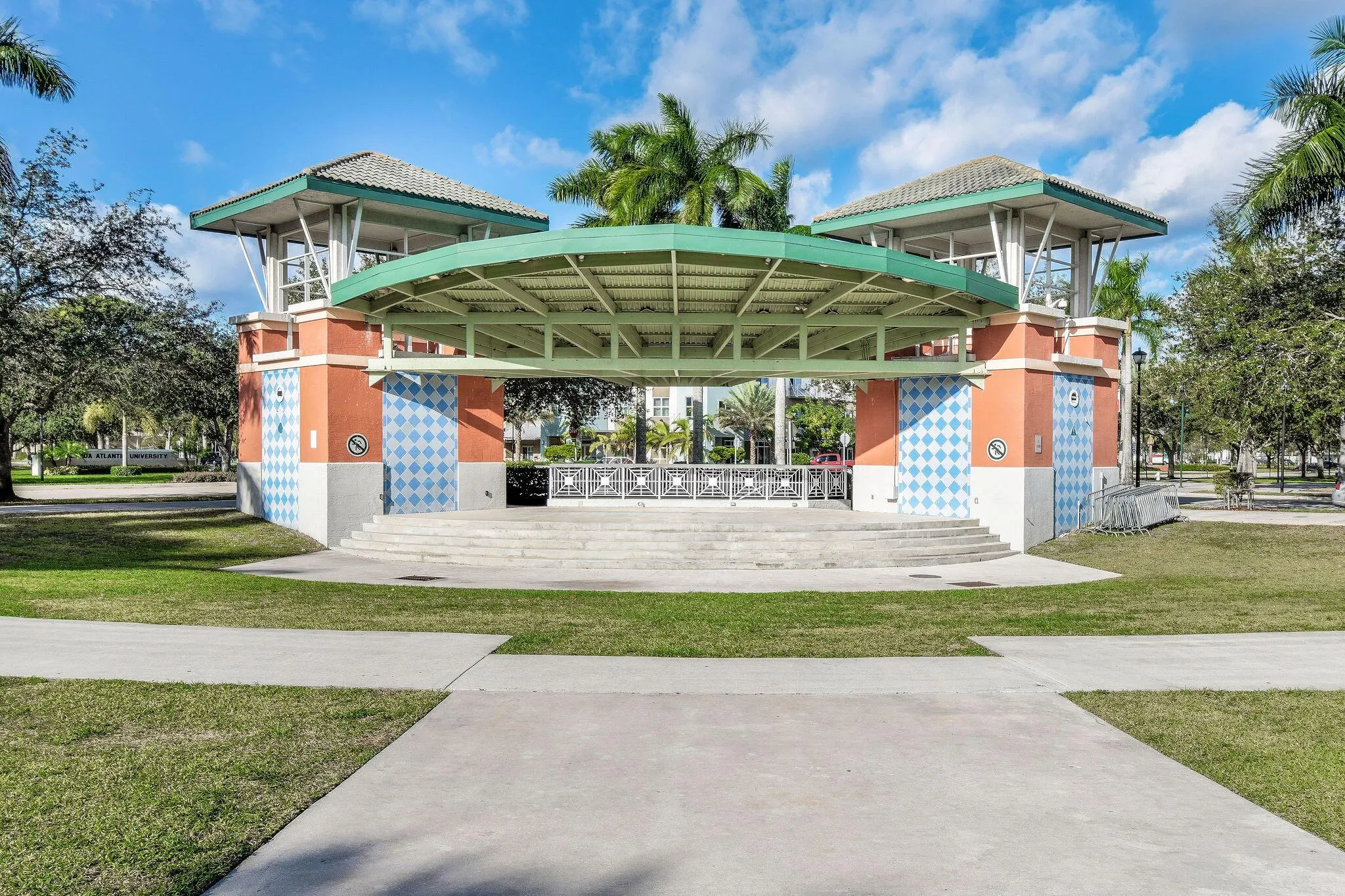 1200 Town Center Drive, #326