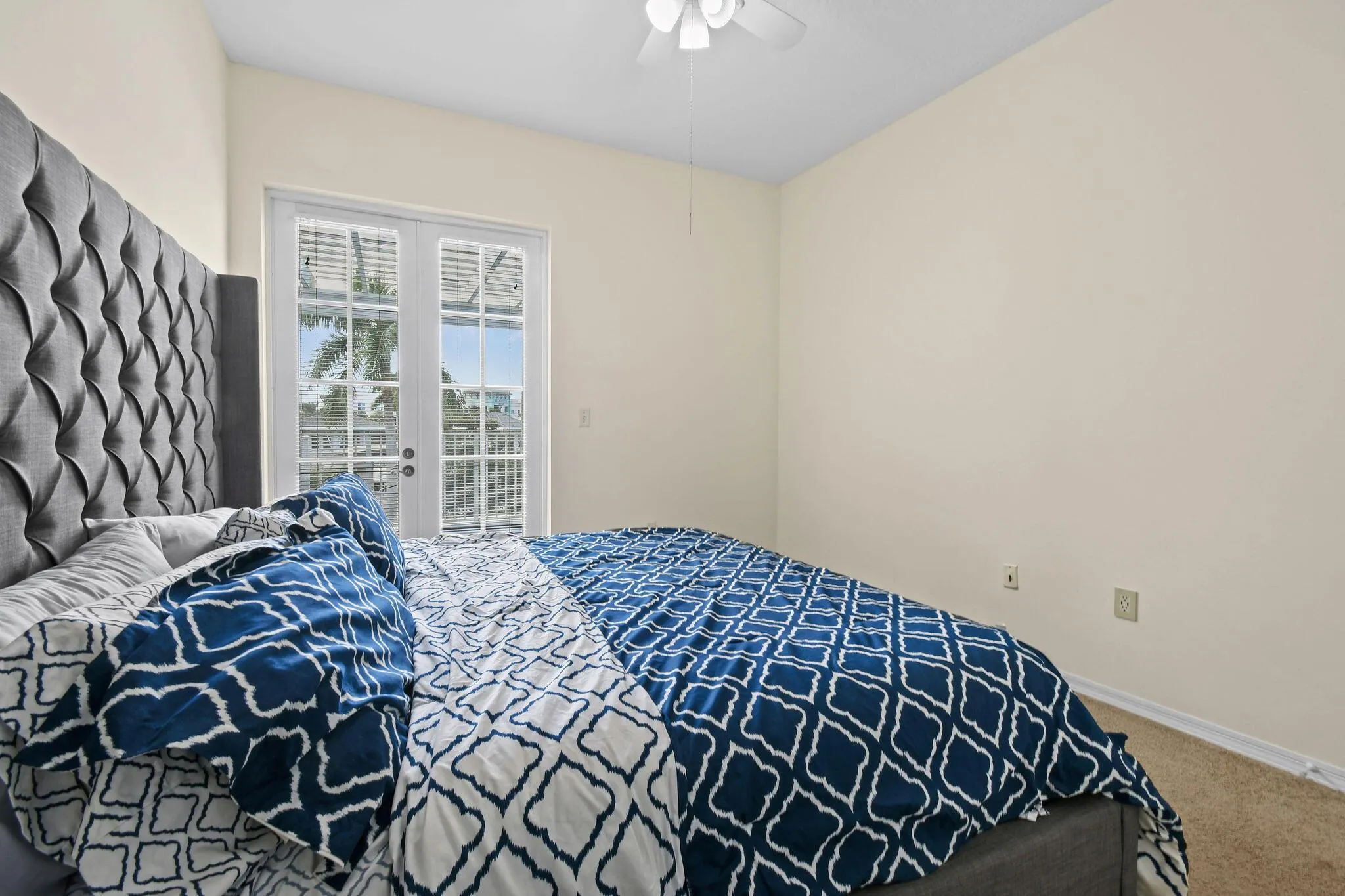 1200 Town Center Drive, #326