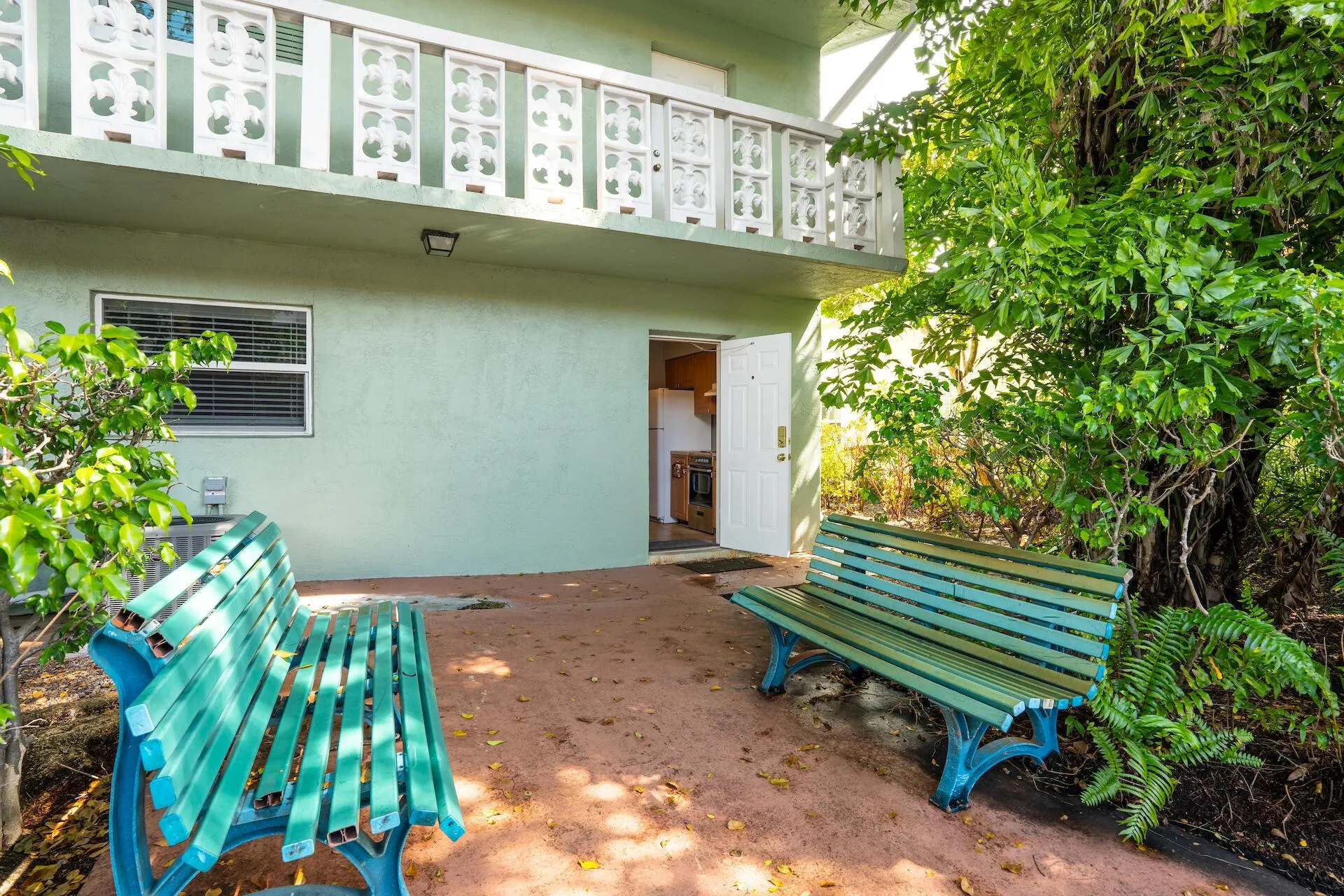 2607 NE 8th Avenue, #1