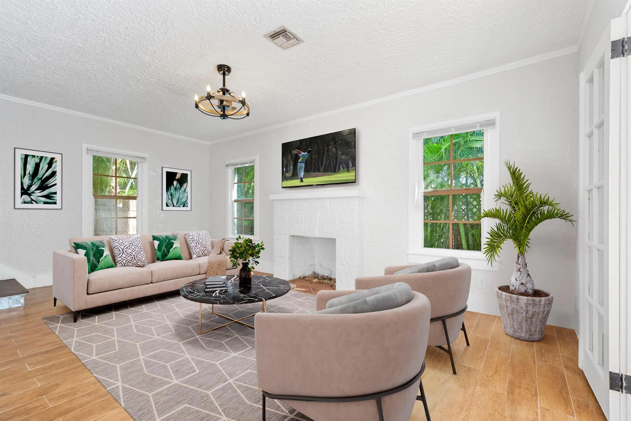 209 Lytton Court