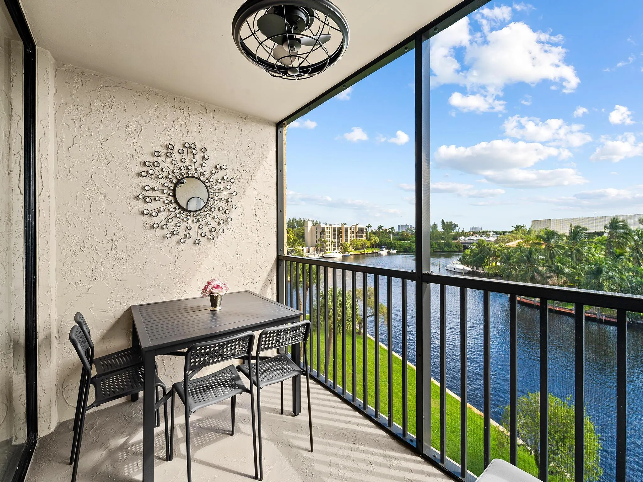 13 Royal Palm Way, #5030