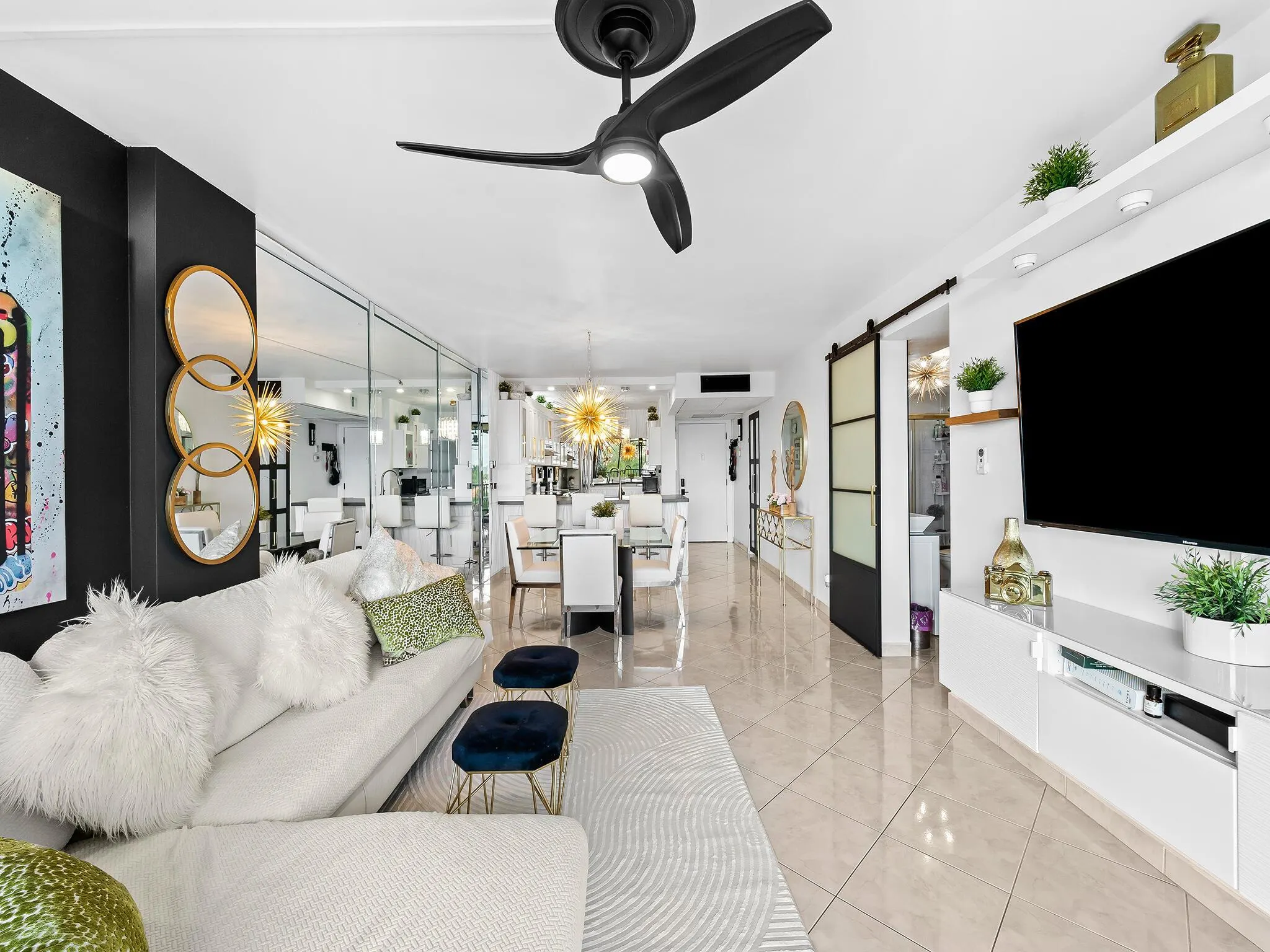 13 Royal Palm Way, #5030