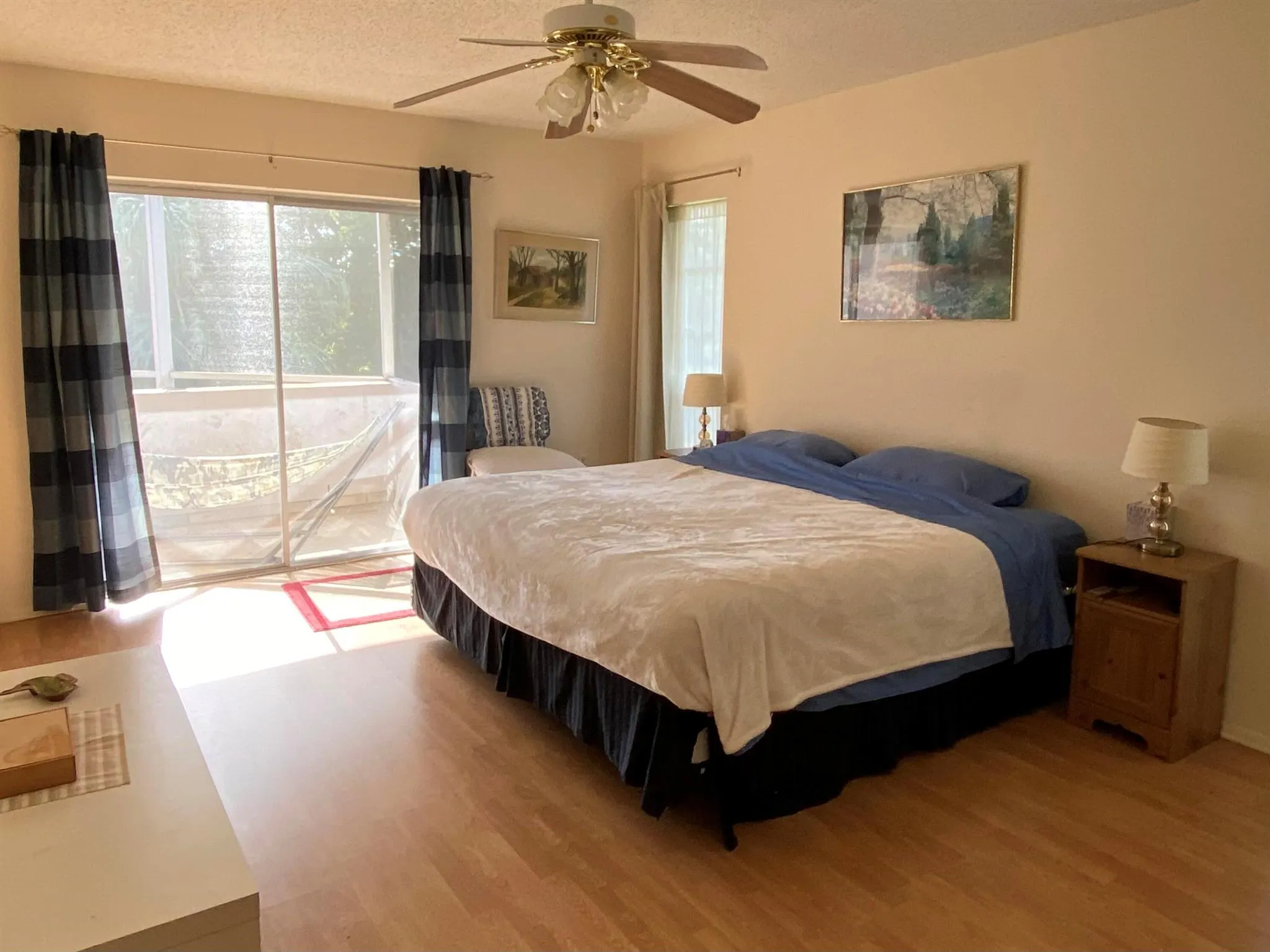 7 Greenway N, #211