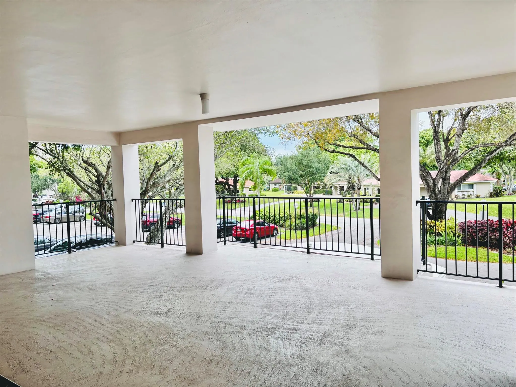 2900 N Palm Aire Drive, #206