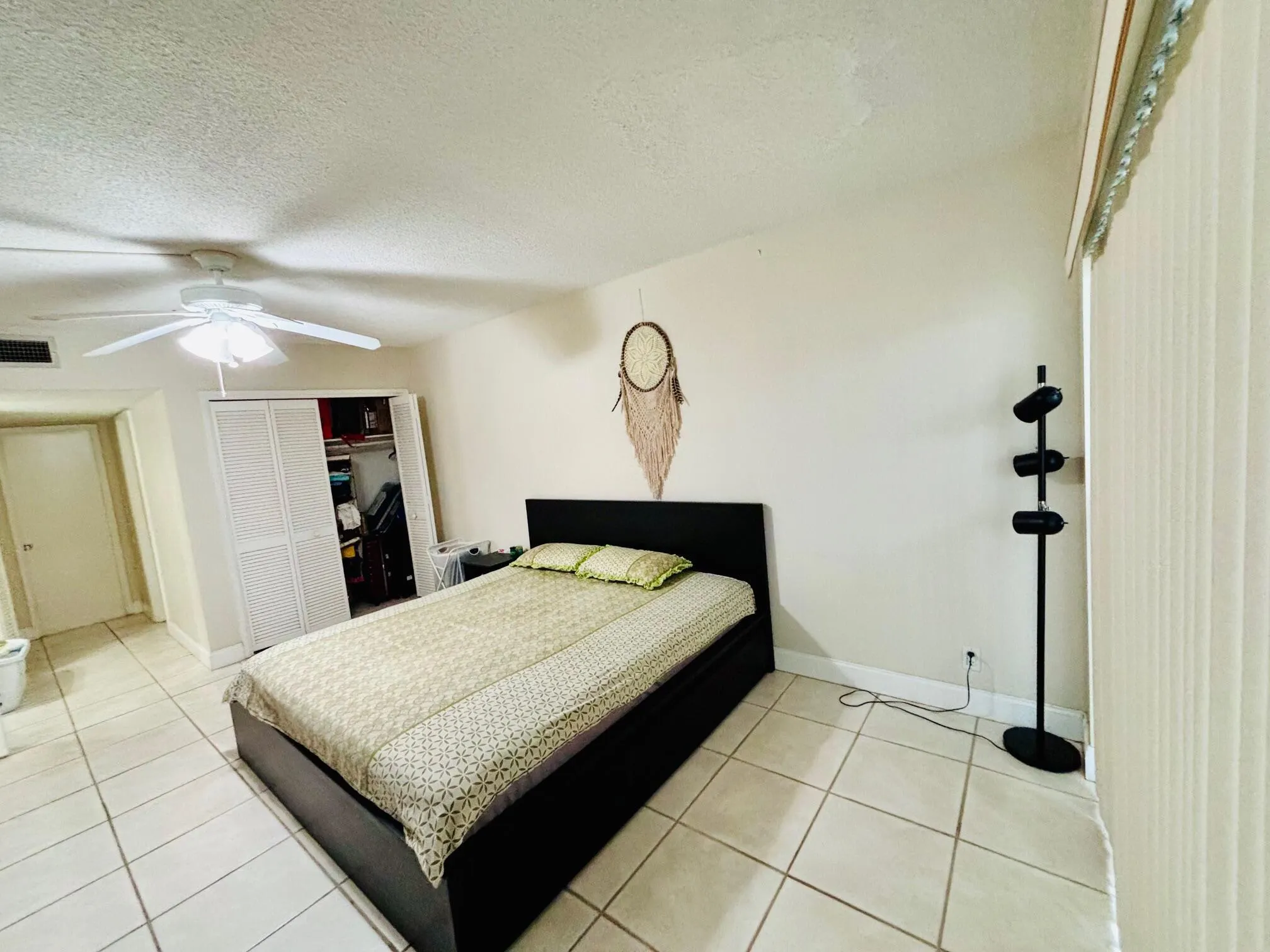 2900 N Palm Aire Drive, #206