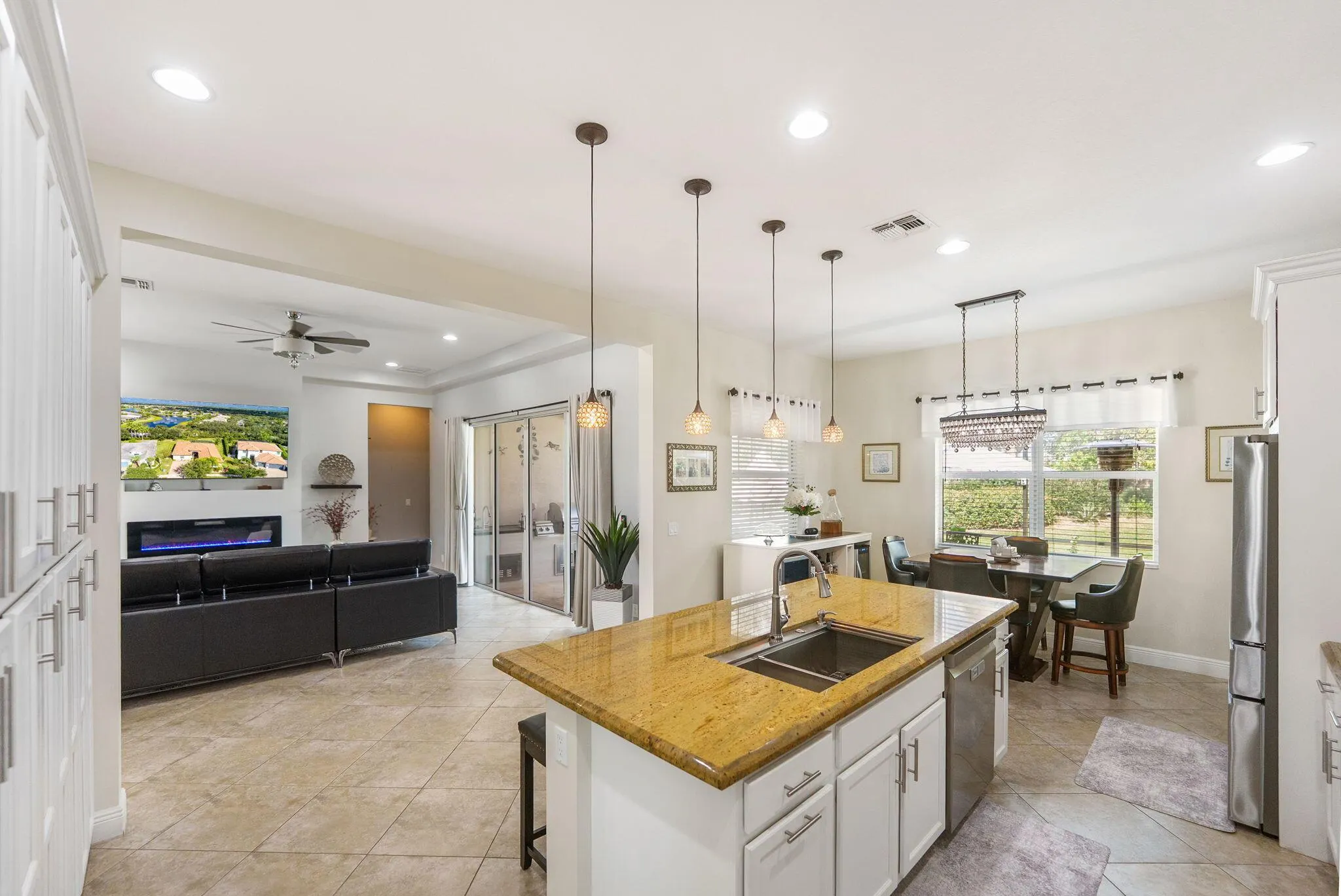 11357 SW Hillcrest Circle