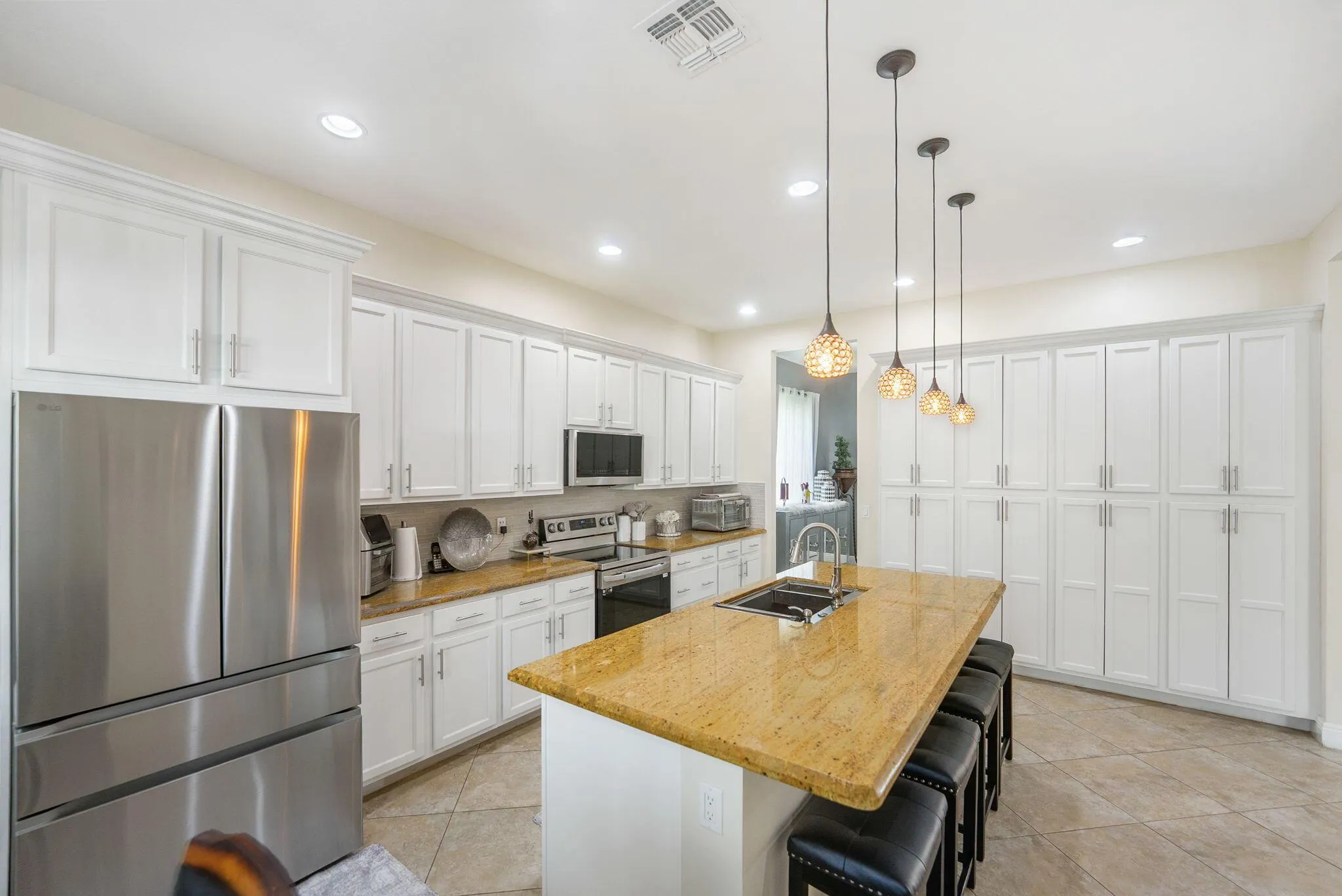 11357 SW Hillcrest Circle
