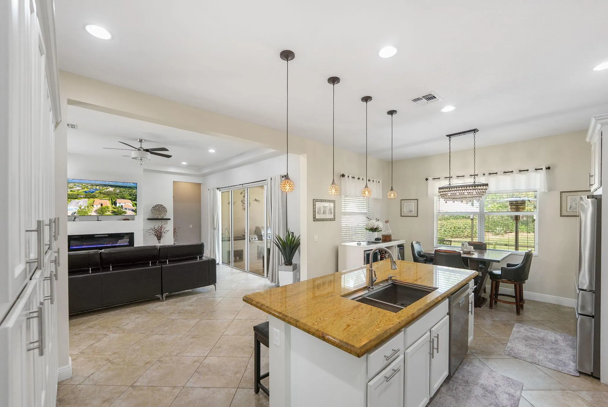 11357 SW Hillcrest Circle