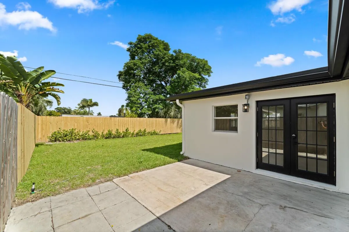 3797 Bahama Road