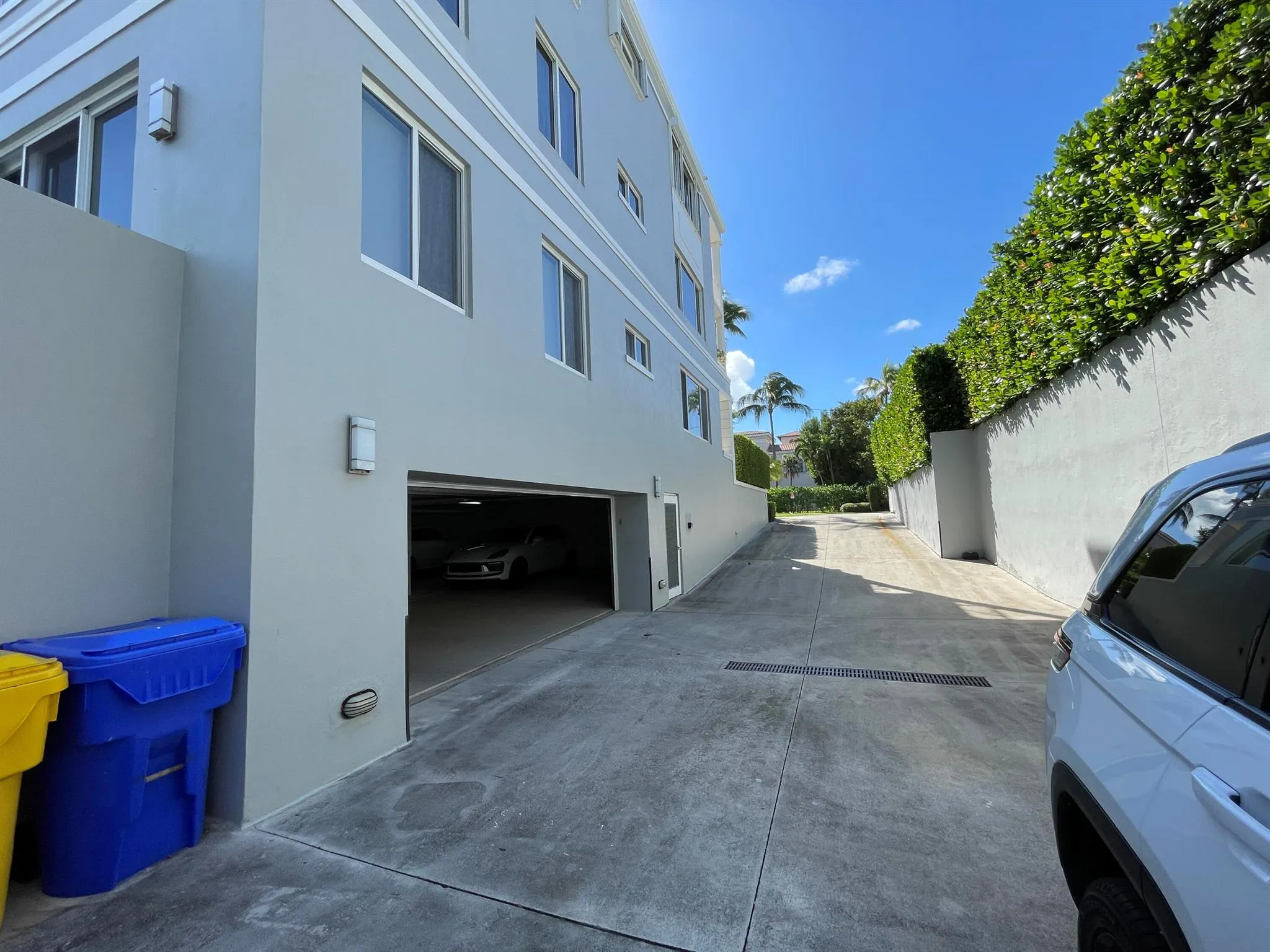 145 Peruvian Avenue, #301