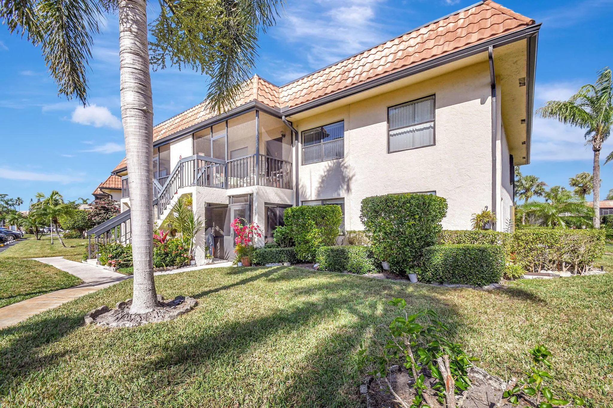 7166 Golf Colony Court, #203
