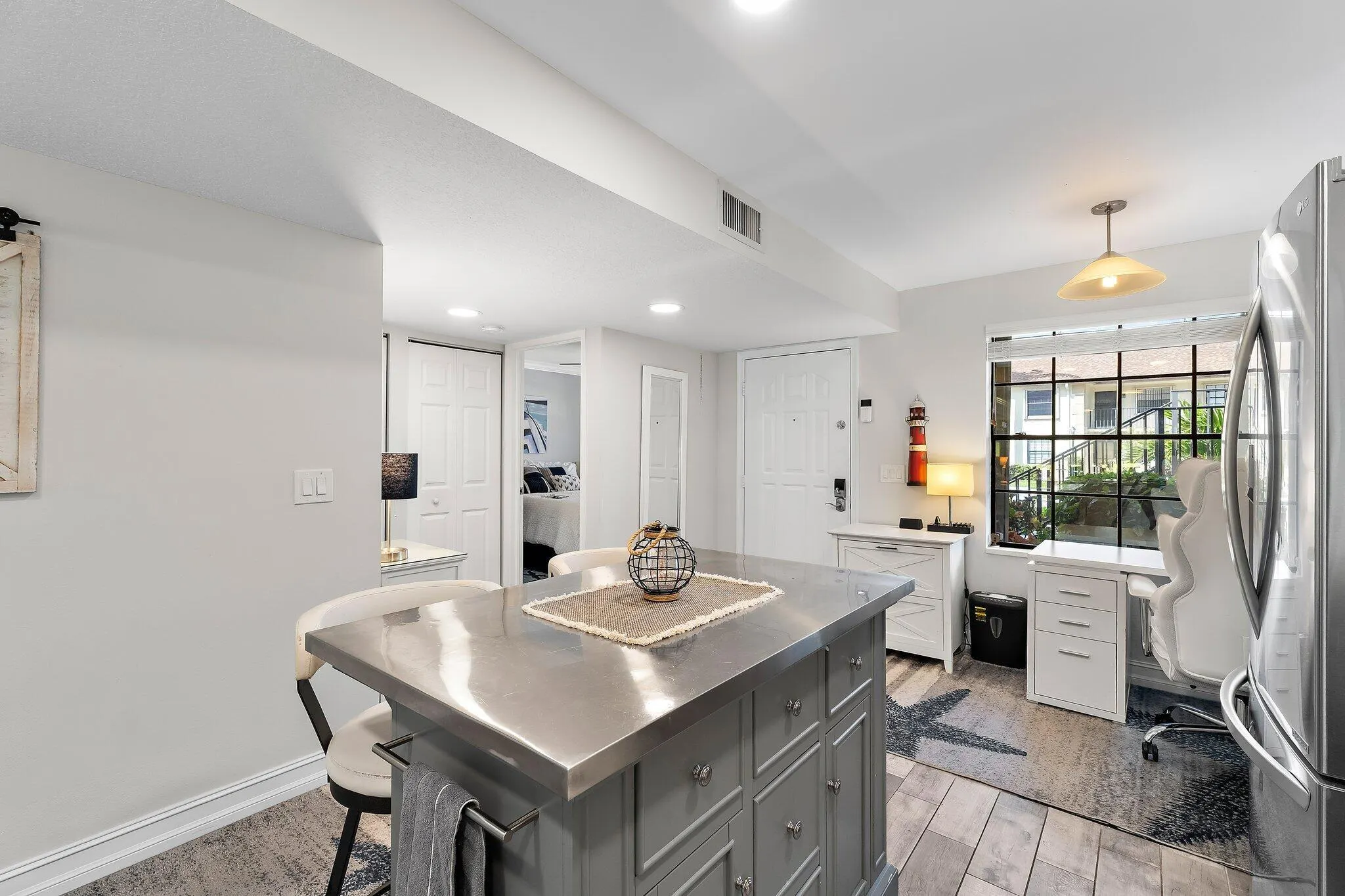 1201 Pinecrest Circle, #B