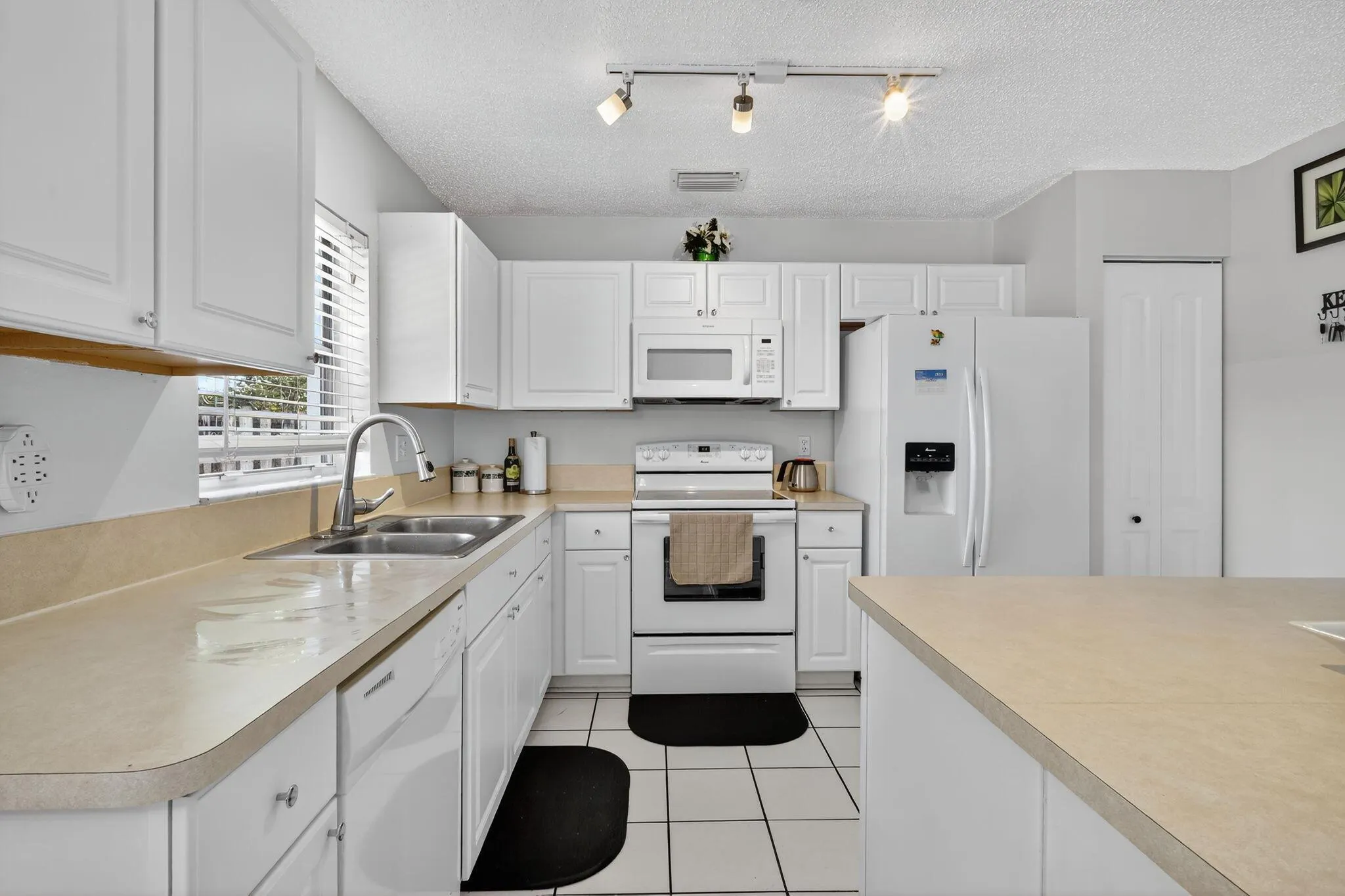 7581 Bristol Bay Lane