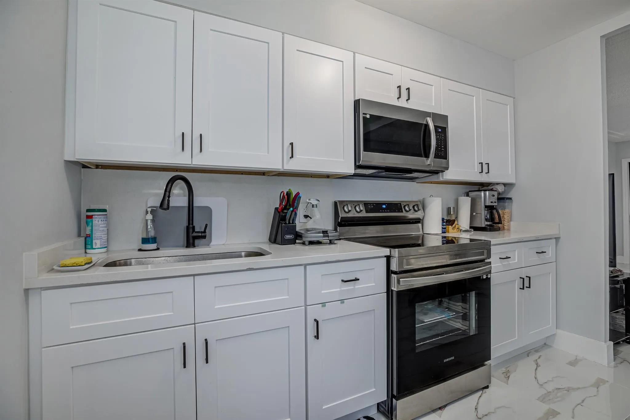 1216 N 16th Avenue N, #10