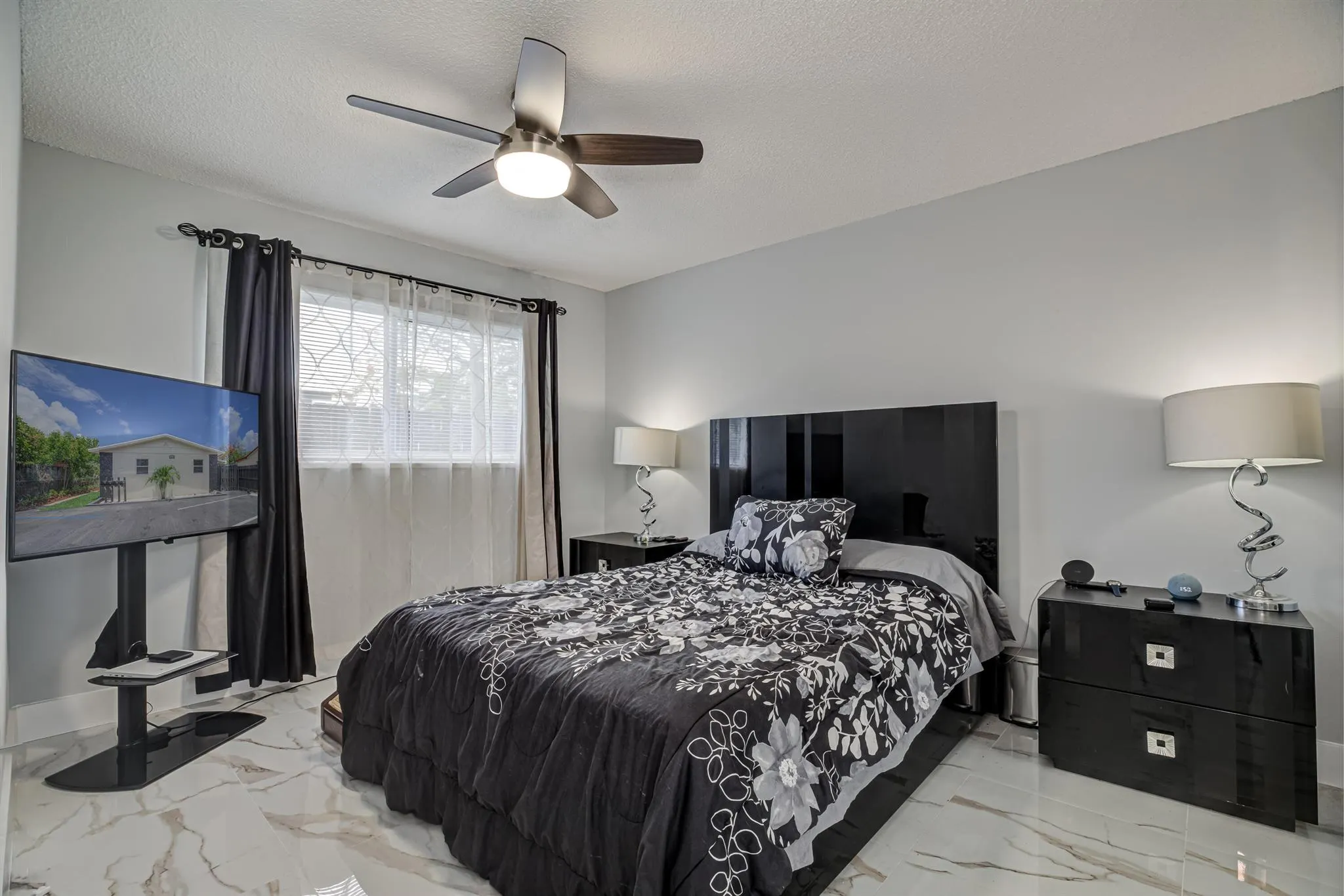 1216 N 16th Avenue N, #10