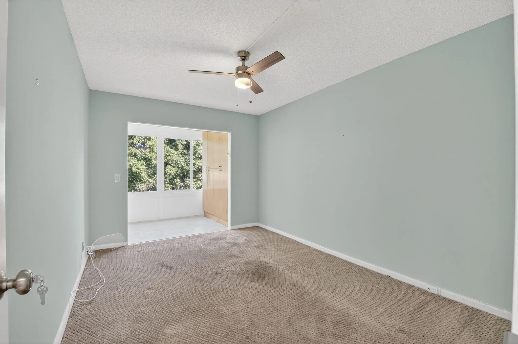 4054 Rexford C