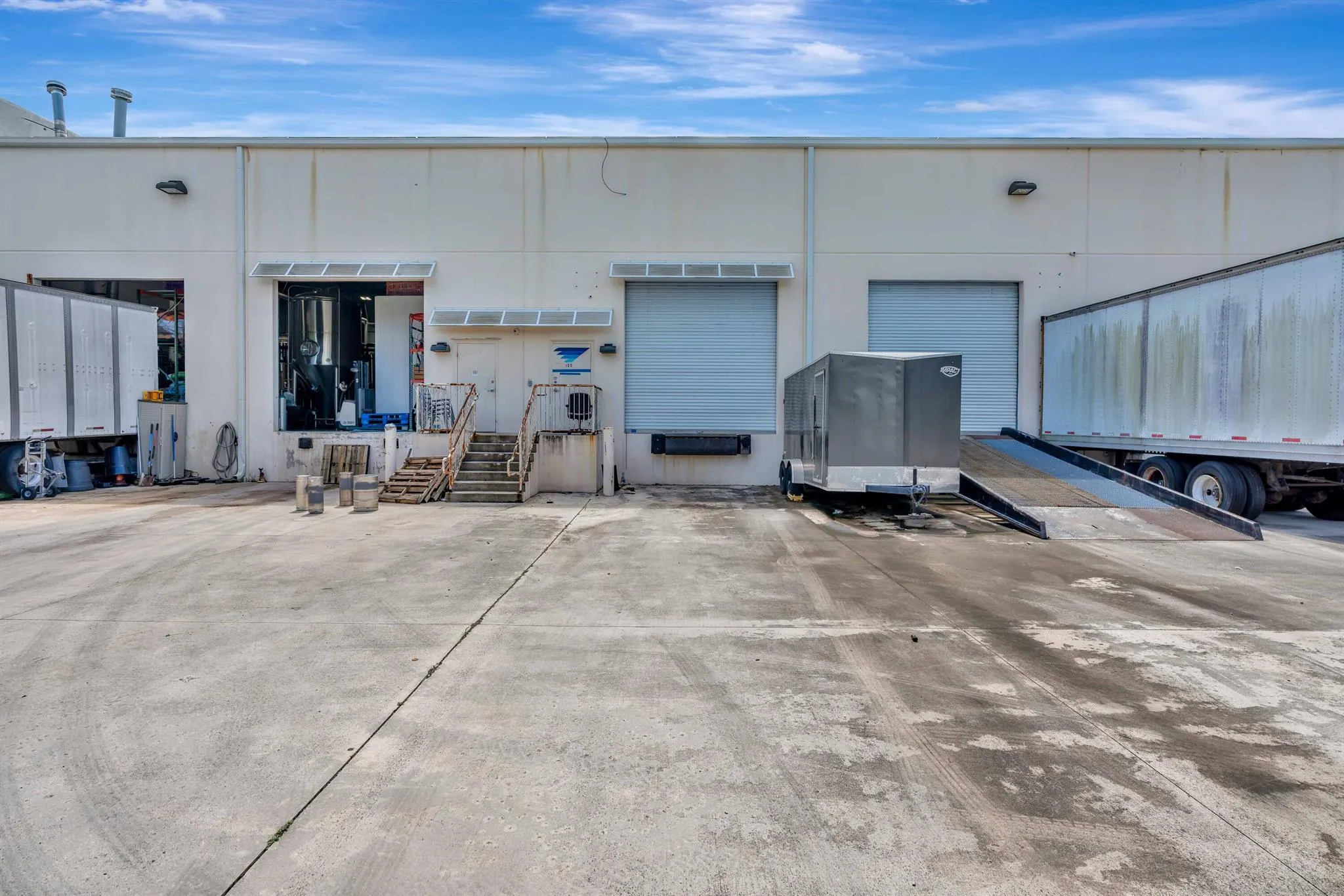 679 NW Enterprise Drive, #102