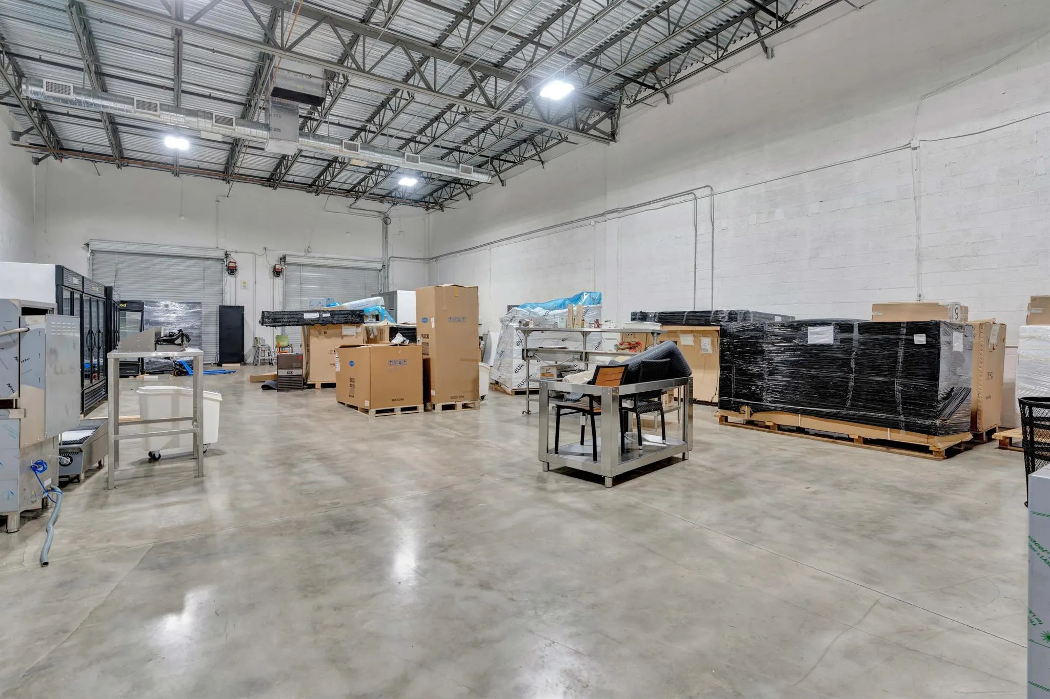 679 NW Enterprise Drive, #102
