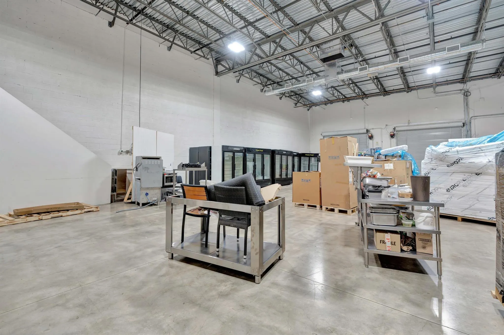 679 NW Enterprise Drive, #102