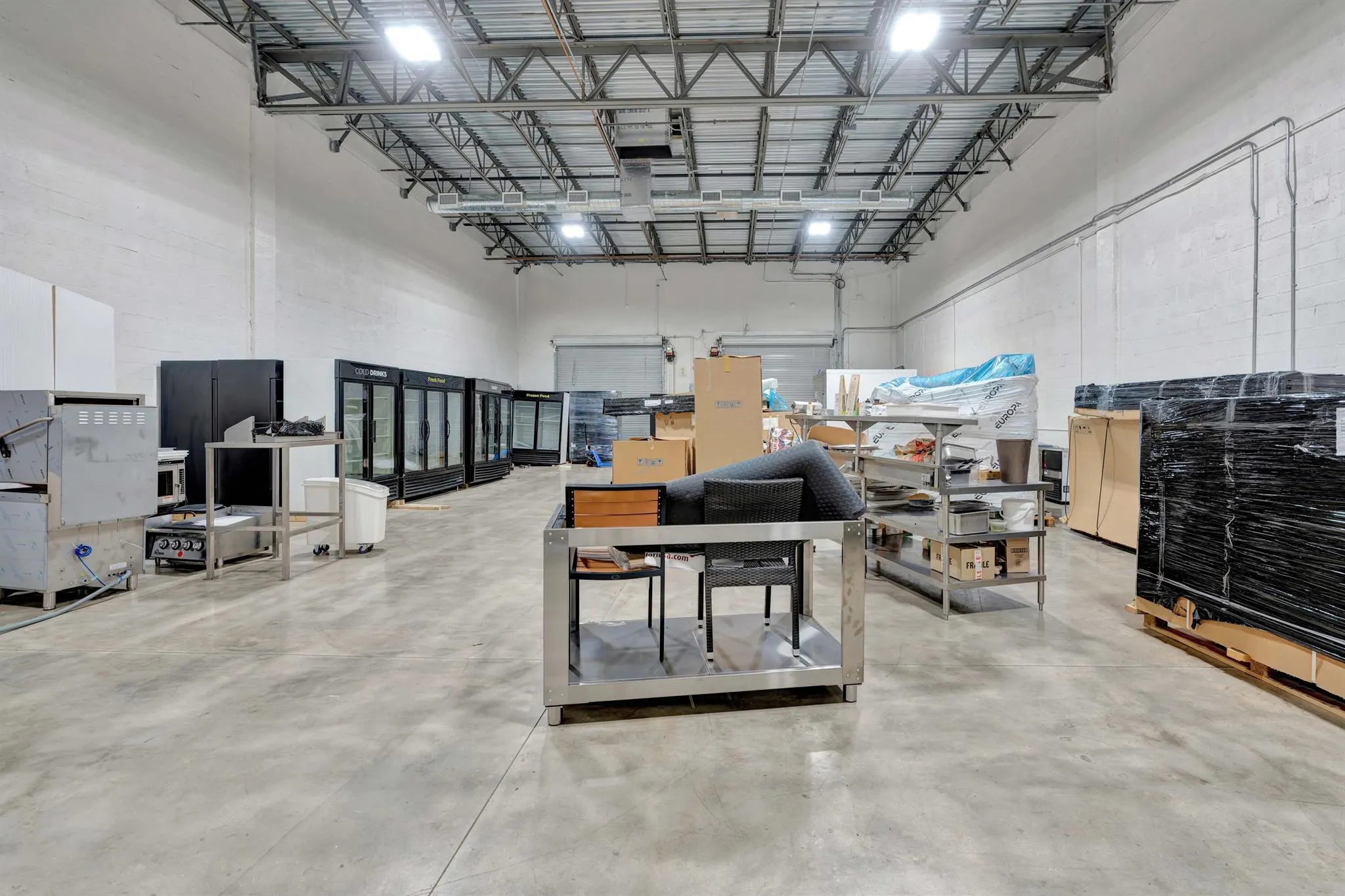 679 NW Enterprise Drive, #102