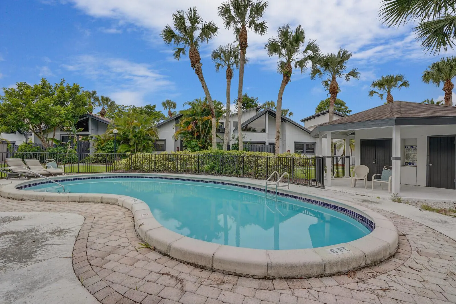 100 Sparrow Drive, #21