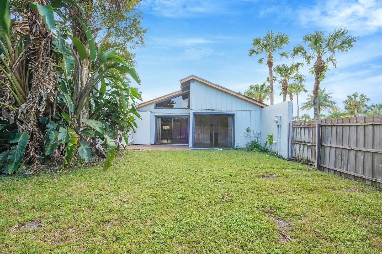 100 Sparrow Drive, #21