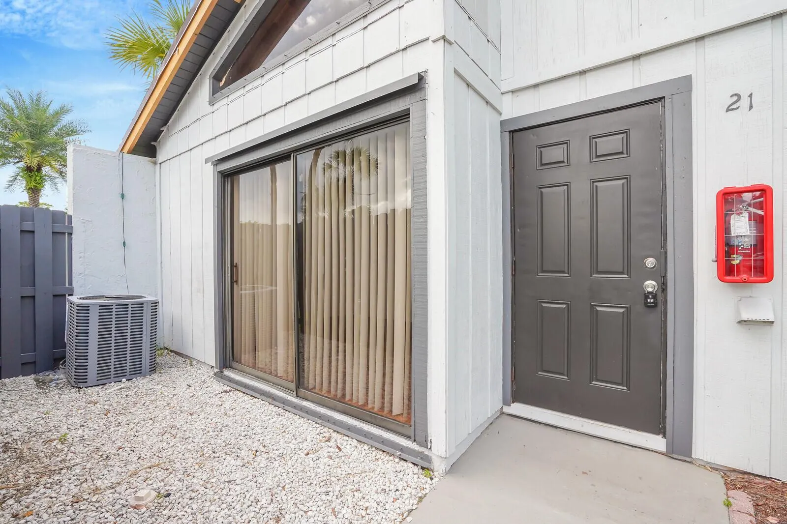 100 Sparrow Drive, #21