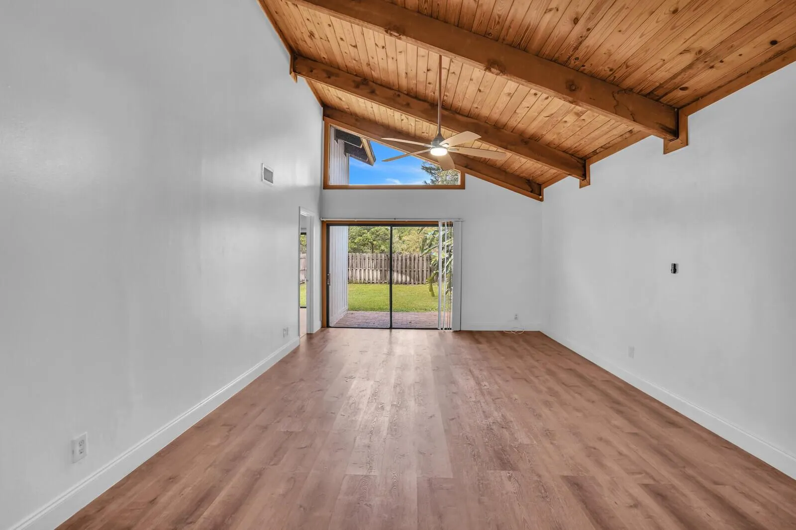 100 Sparrow Drive, #21