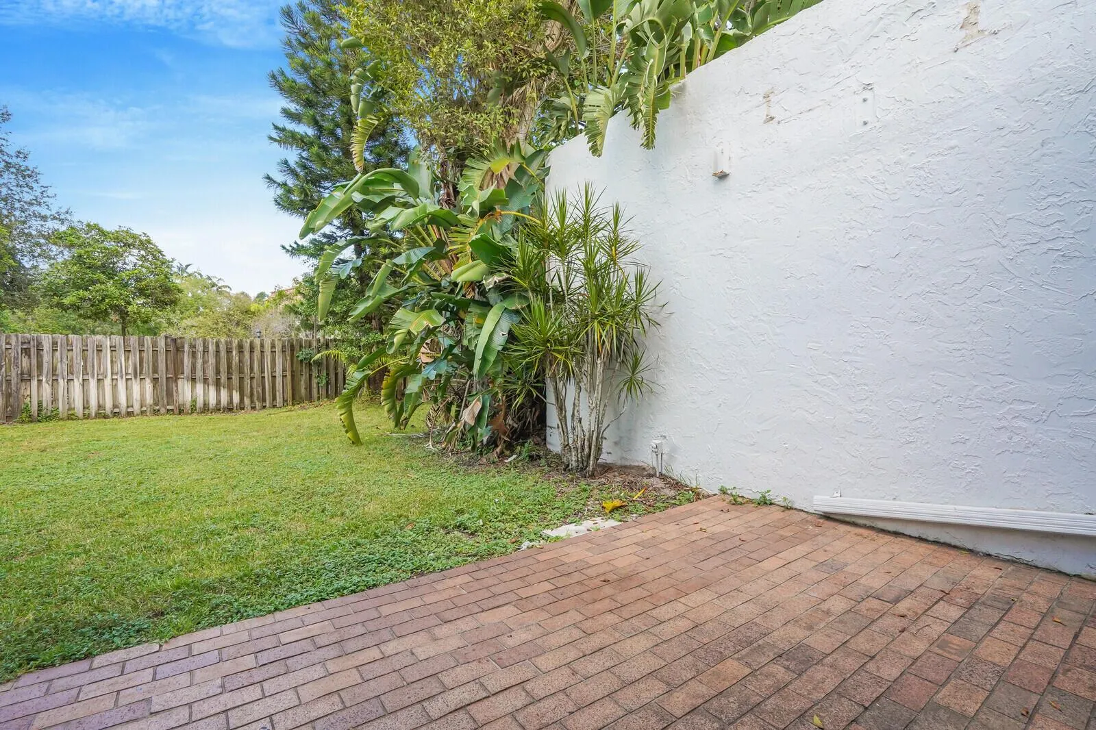 100 Sparrow Drive, #21