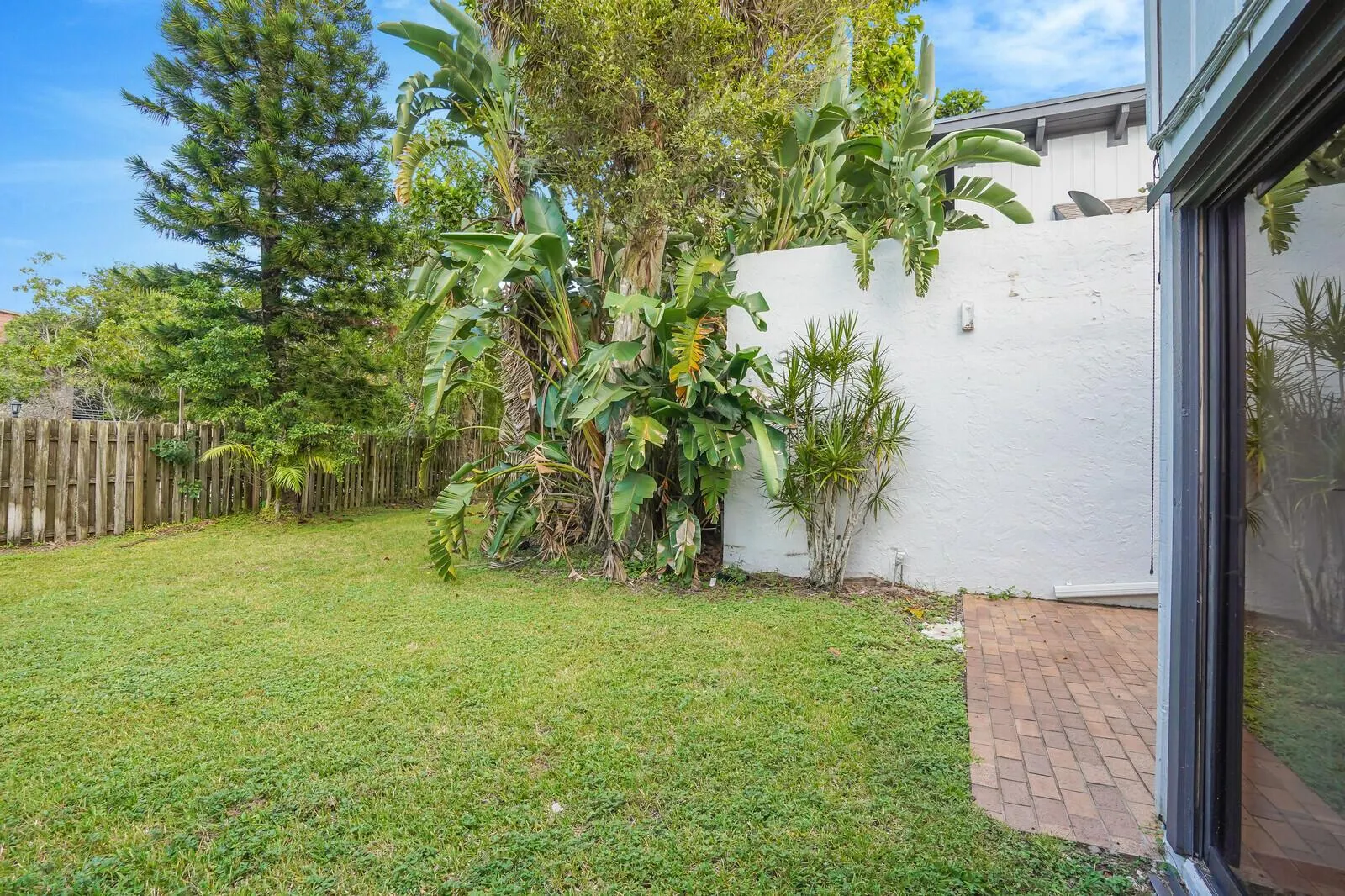 100 Sparrow Drive, #21