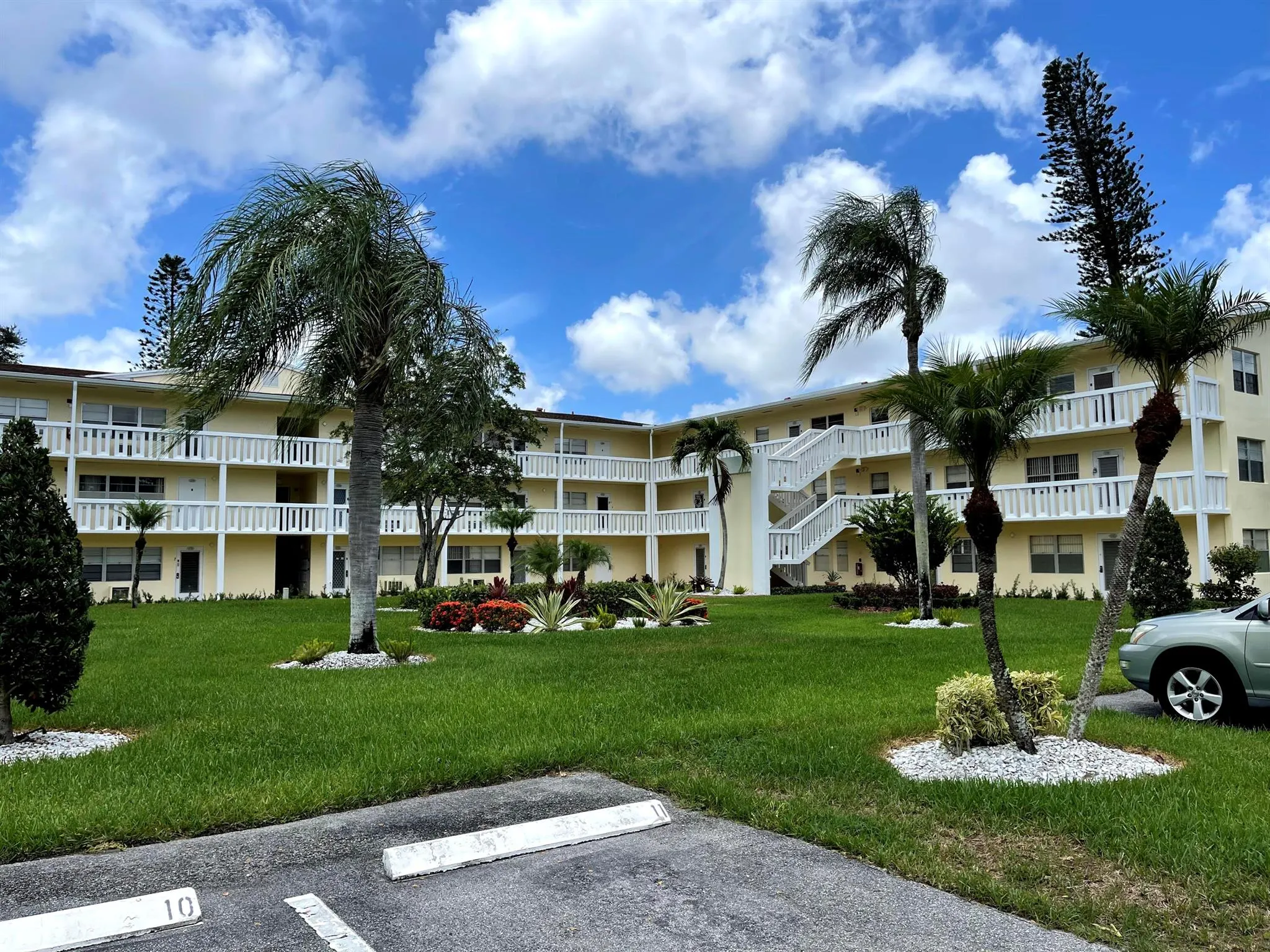198 Dorset E, #E