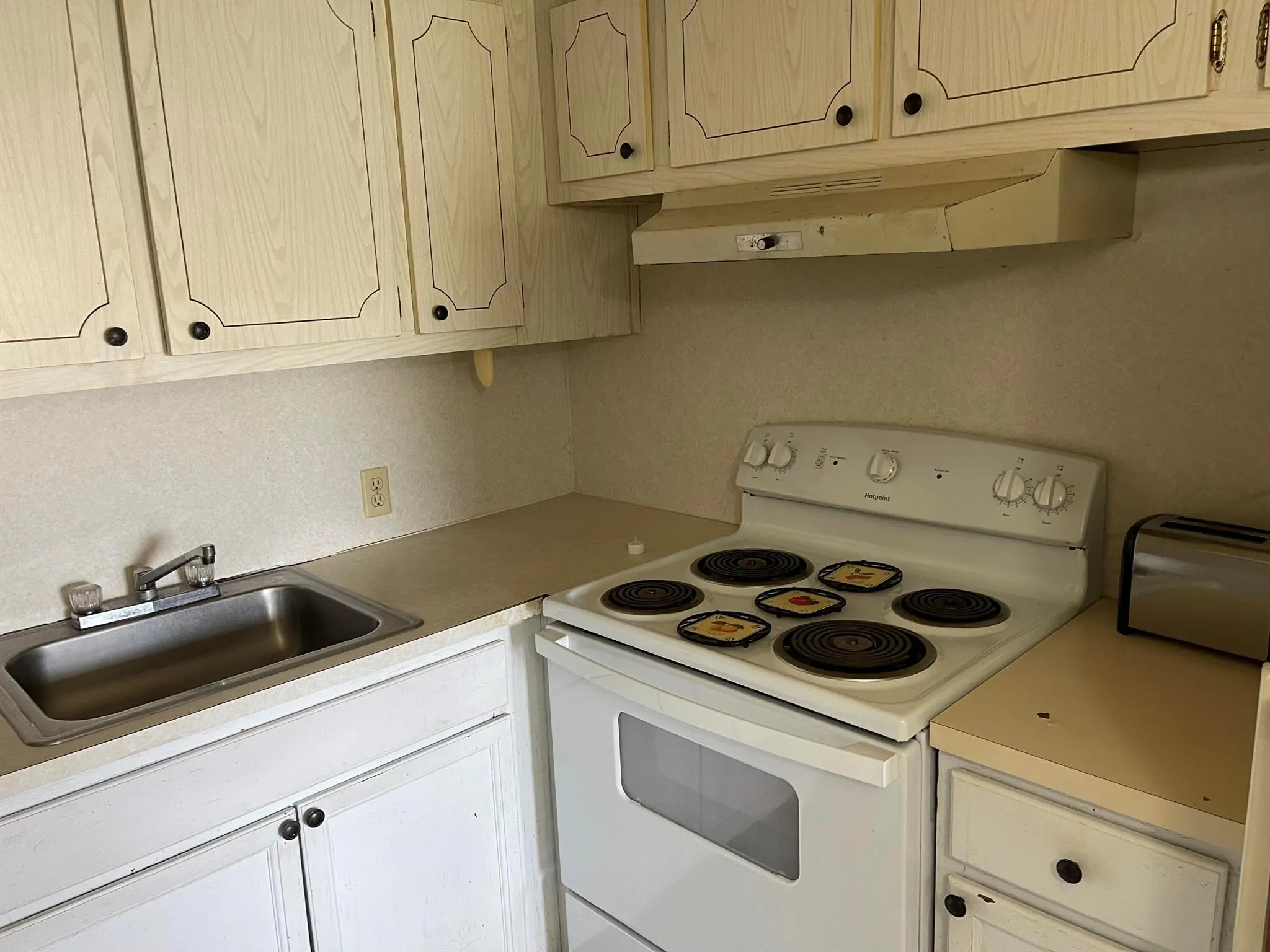 198 Dorset E, #E