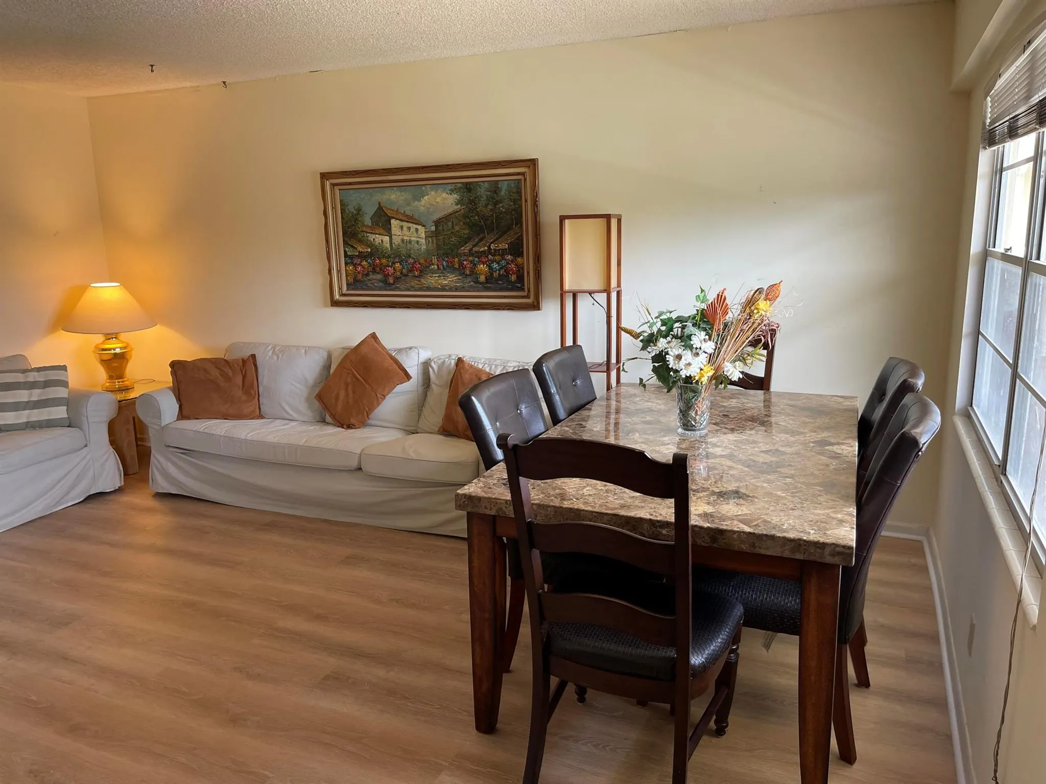 198 Dorset E, #E