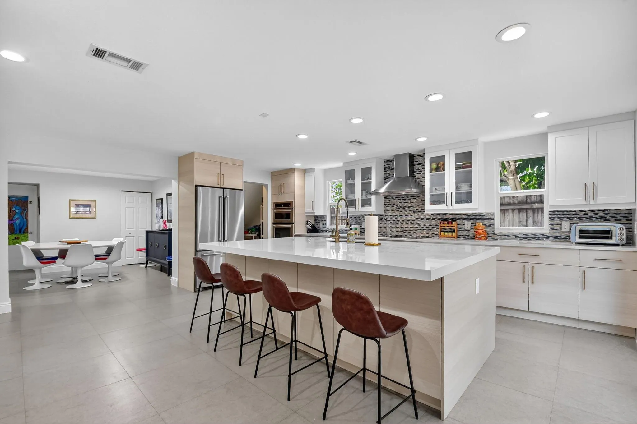 3957 NW 7th Court