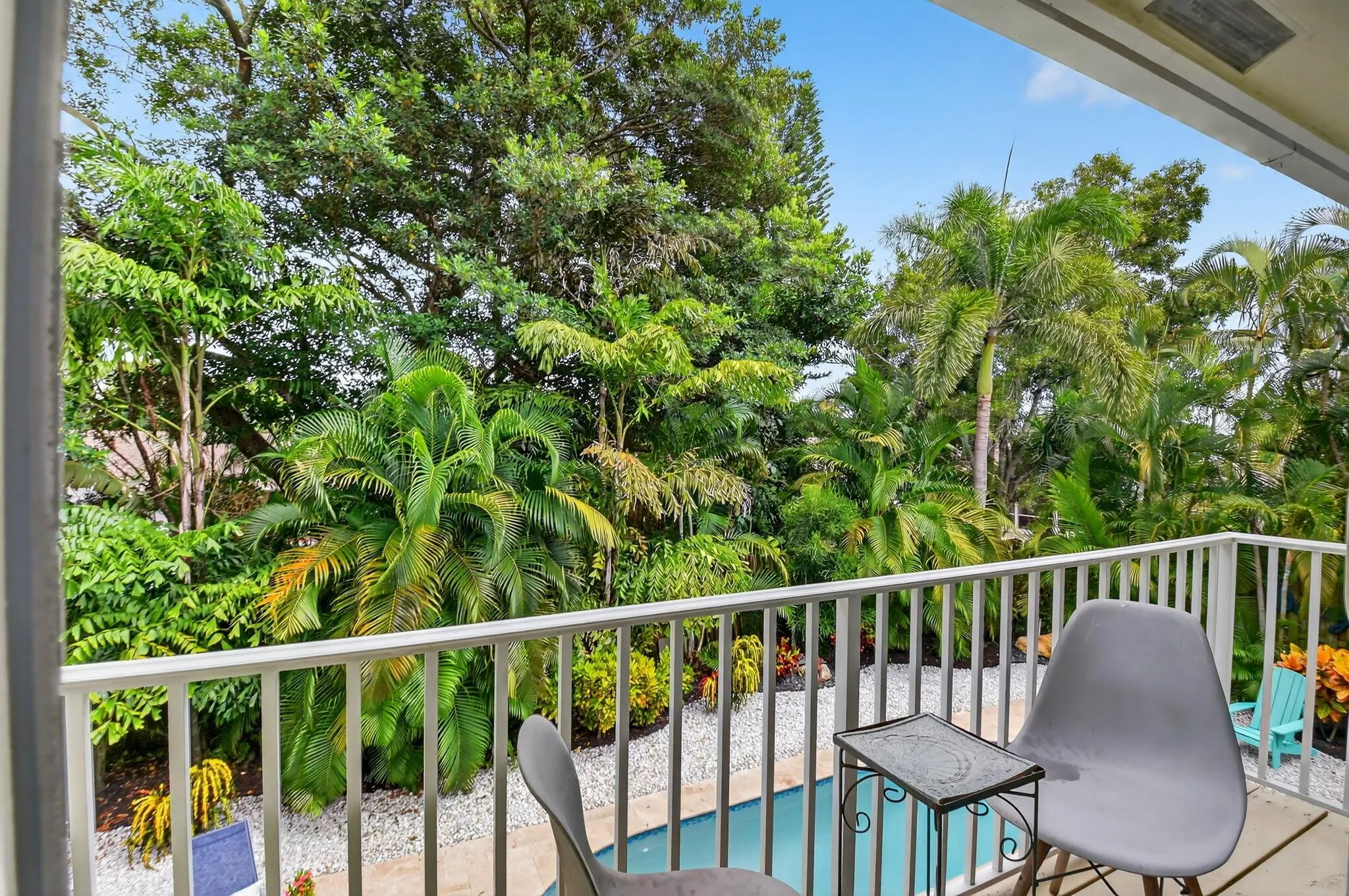 3957 NW 7th Court