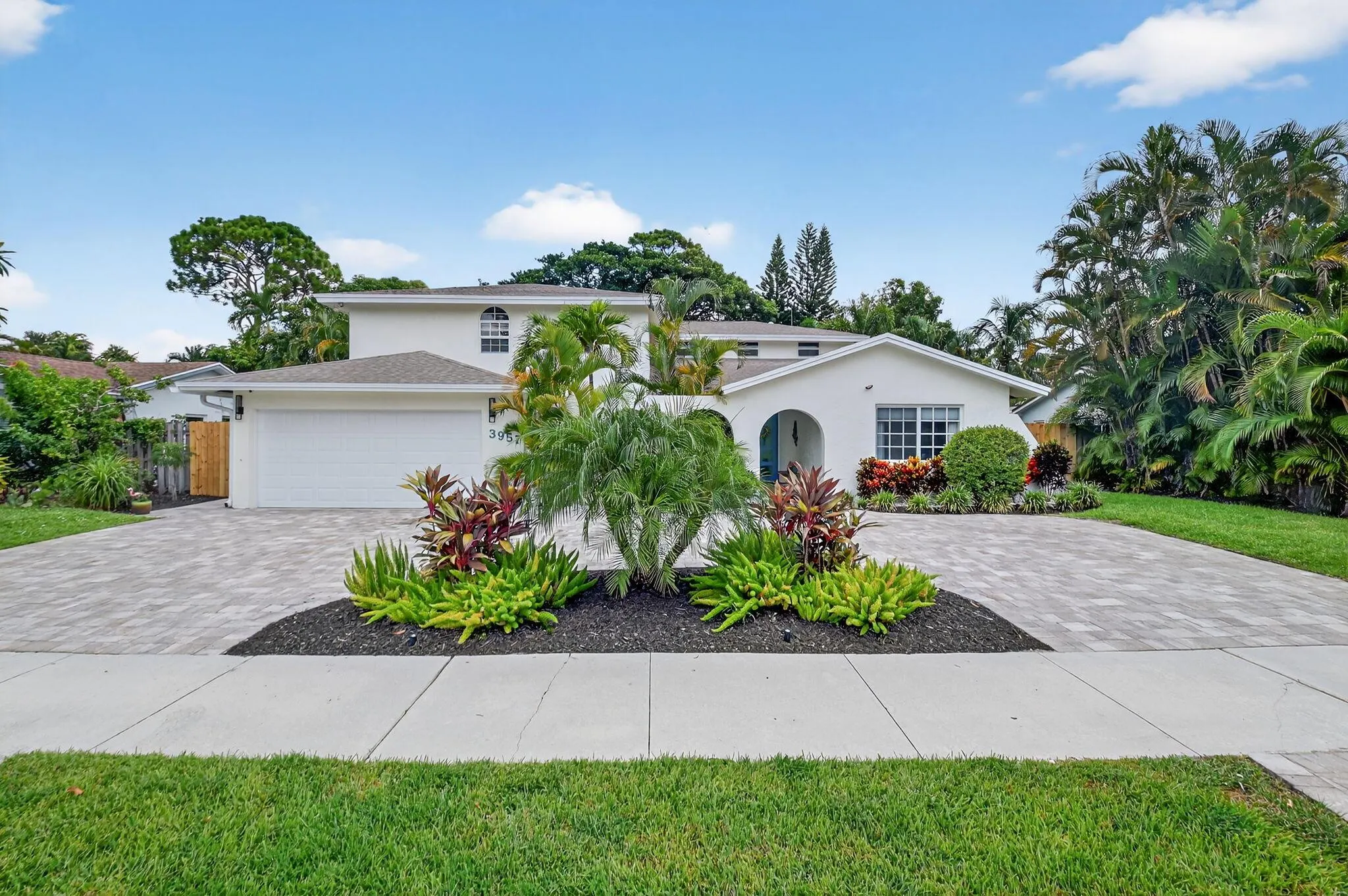 3957 NW 7th Court