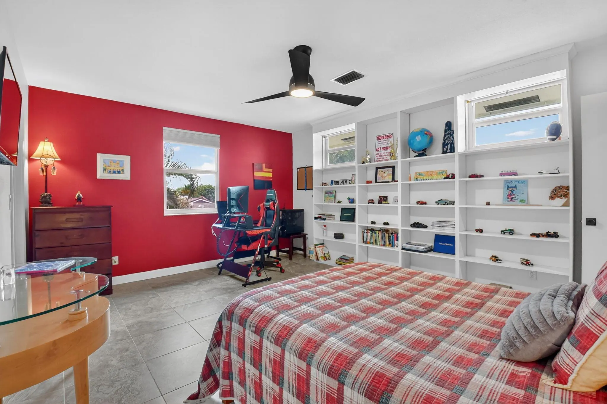 3957 NW 7th Court