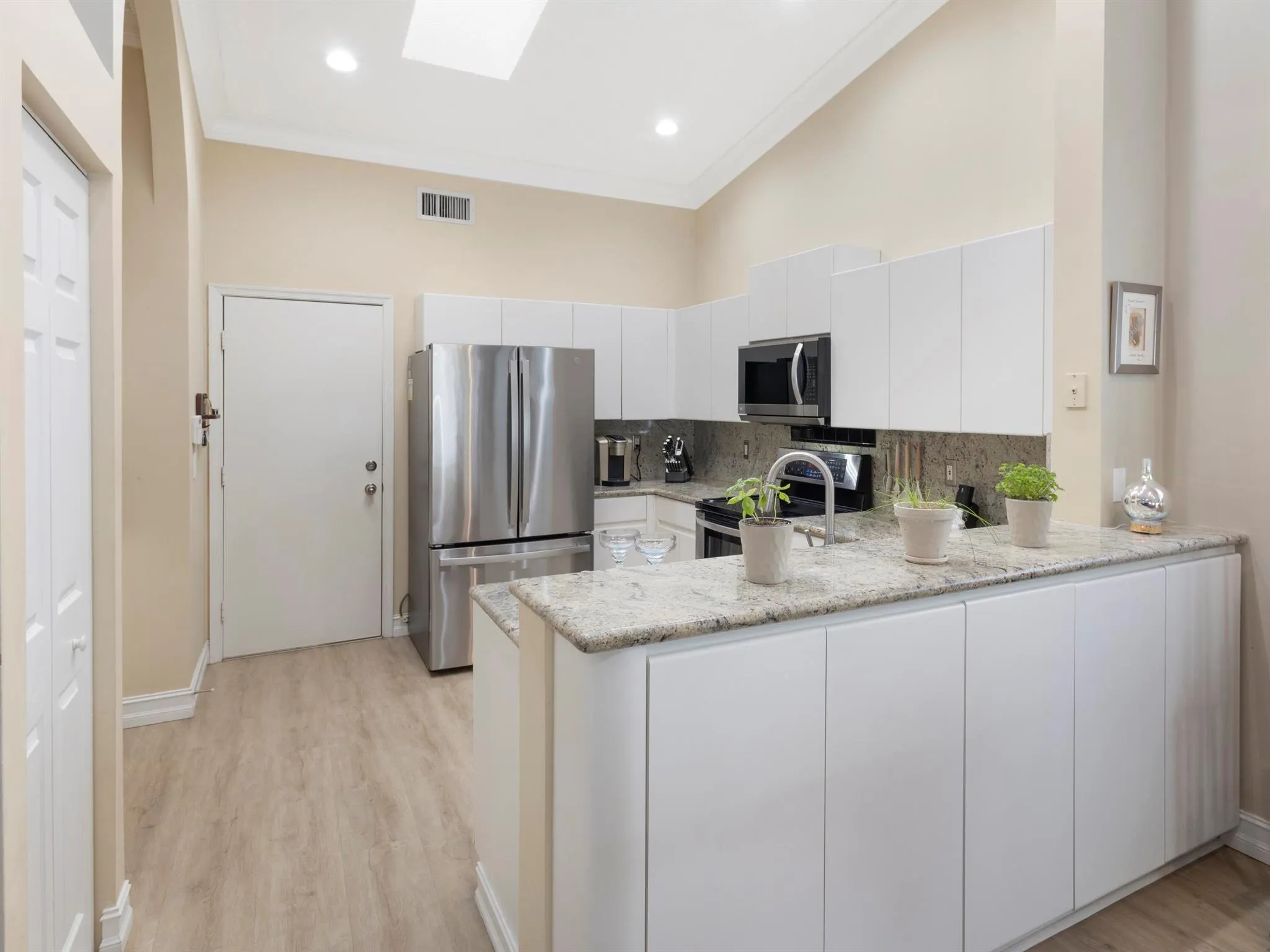 9734 Harbour Lake Circle