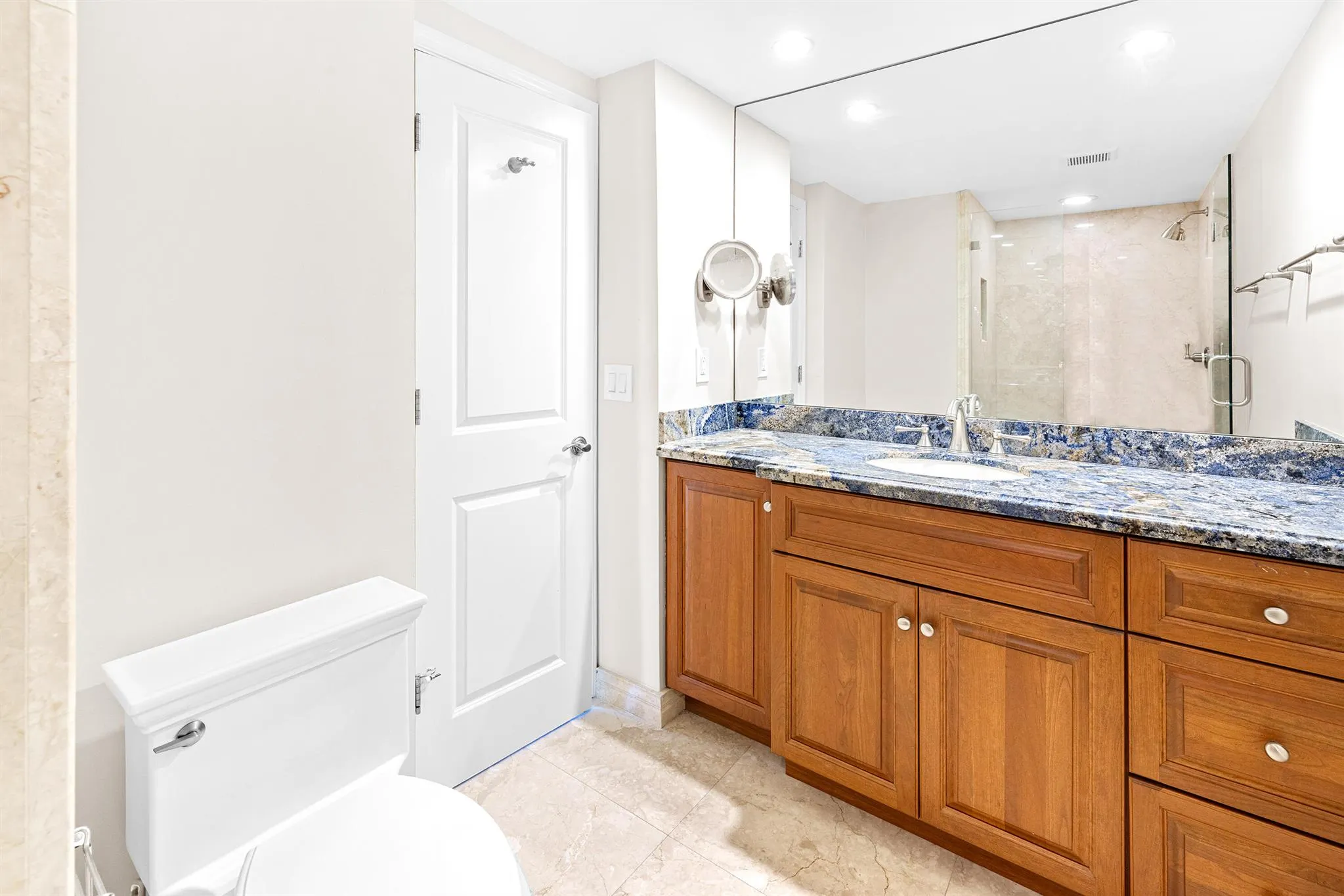 50 East Road, #6e