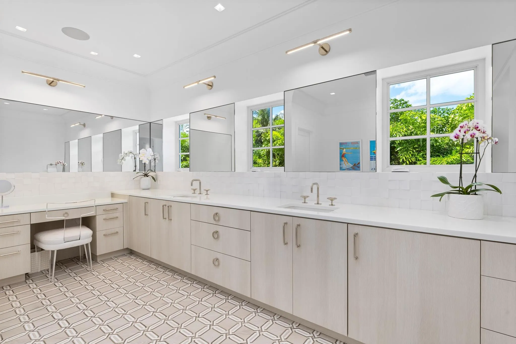 201 Banyan Road