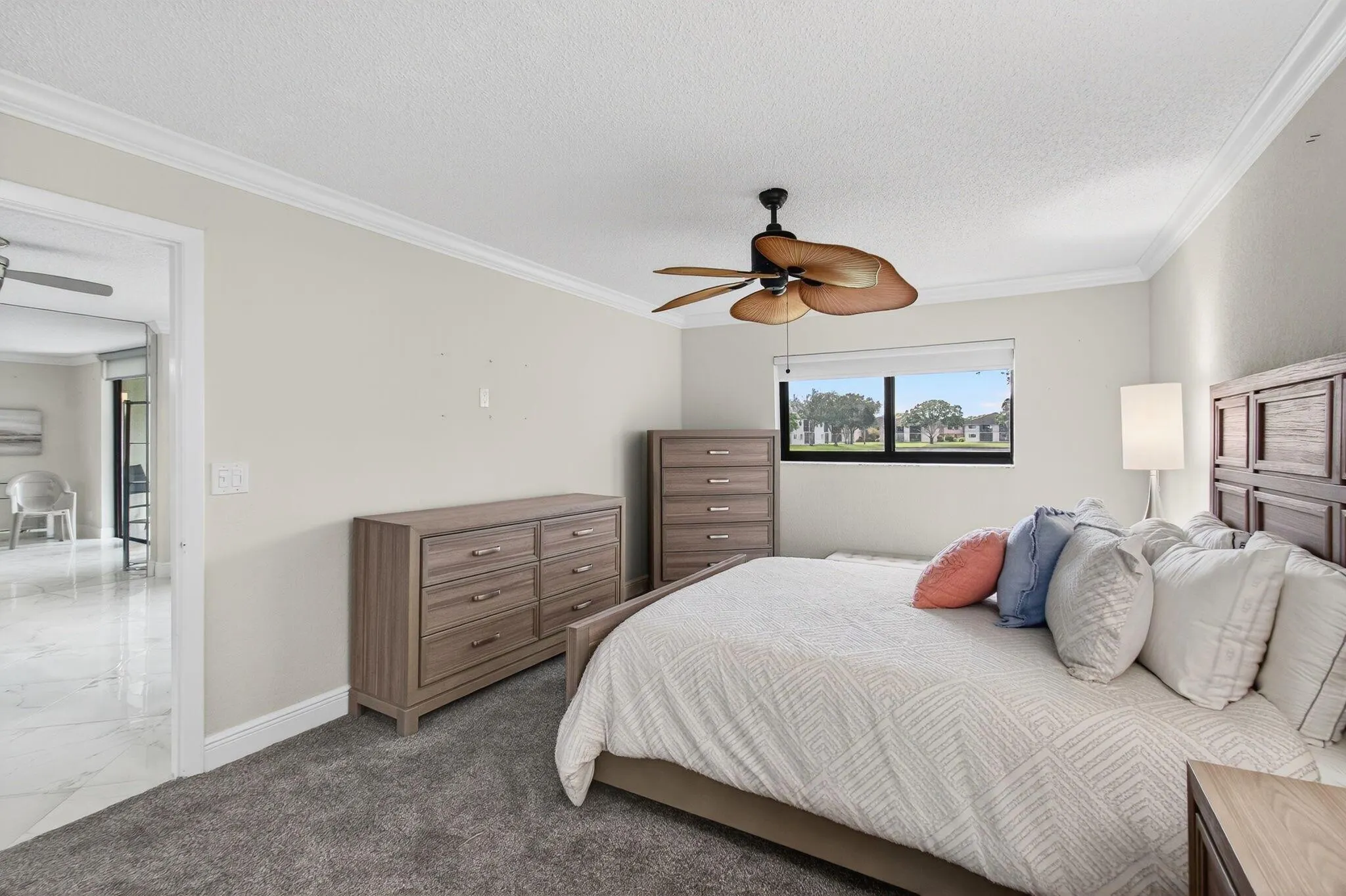 5574 Witney Drive, #109