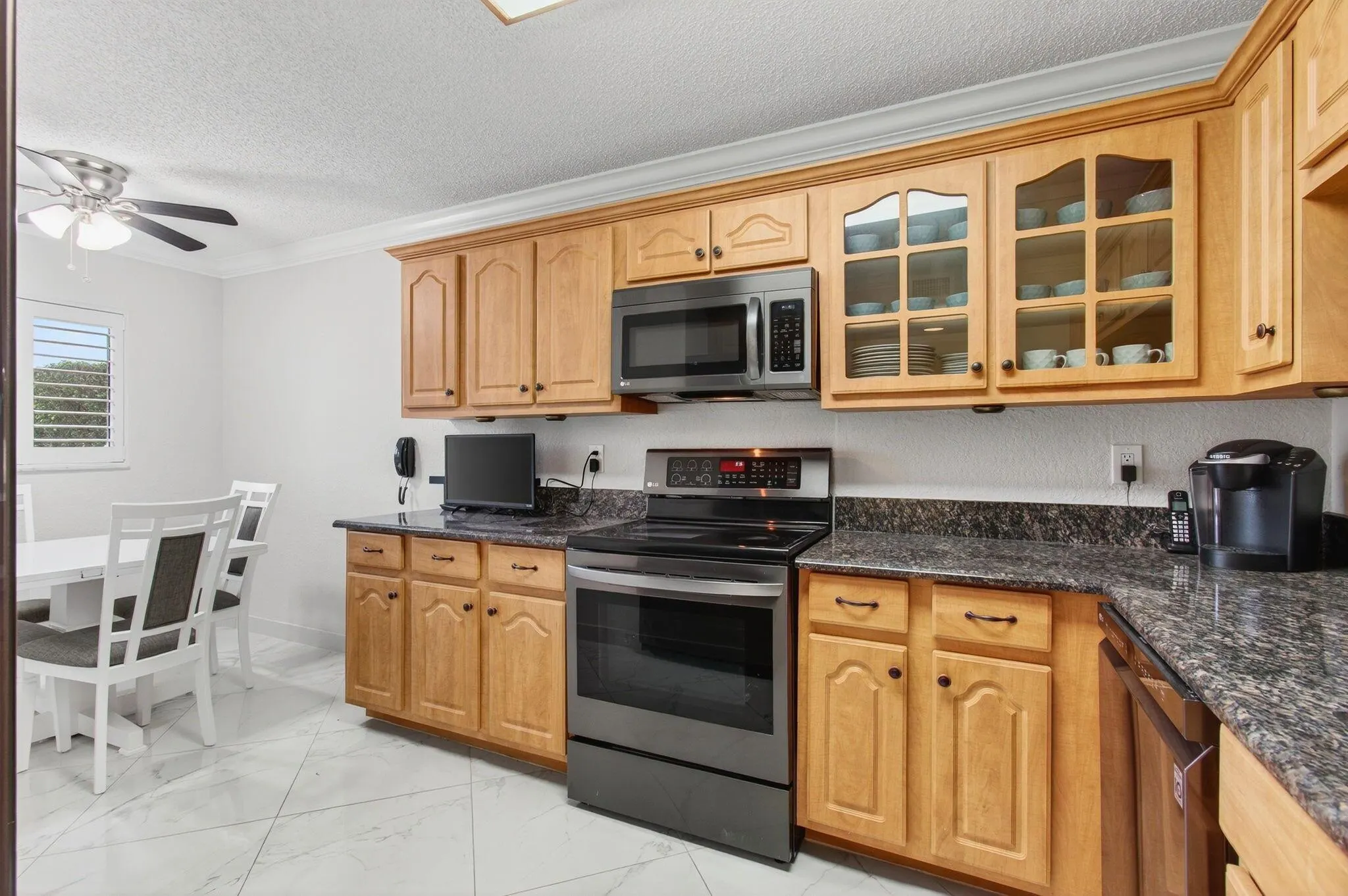 5574 Witney Drive, #109