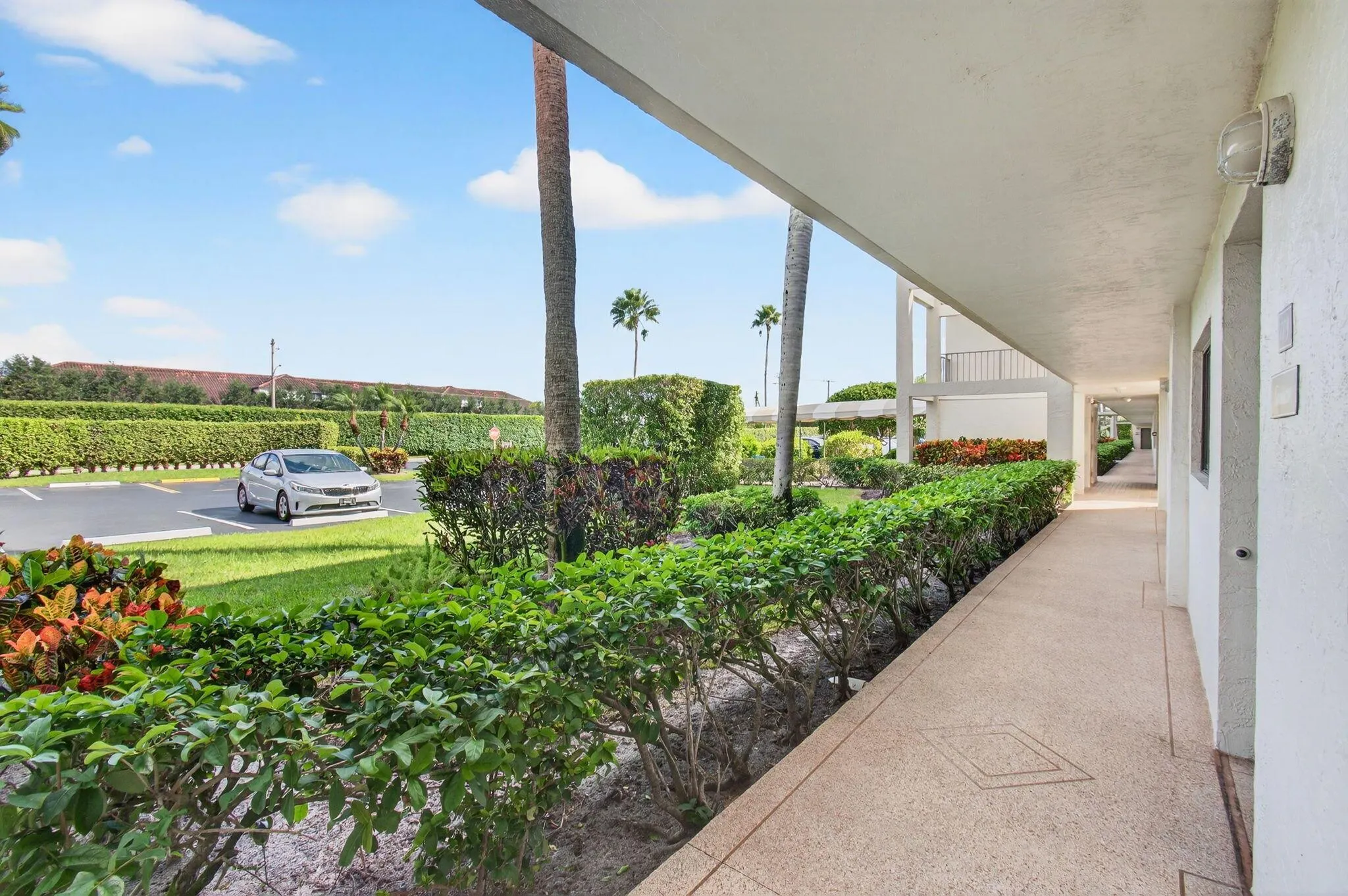5574 Witney Drive, #109