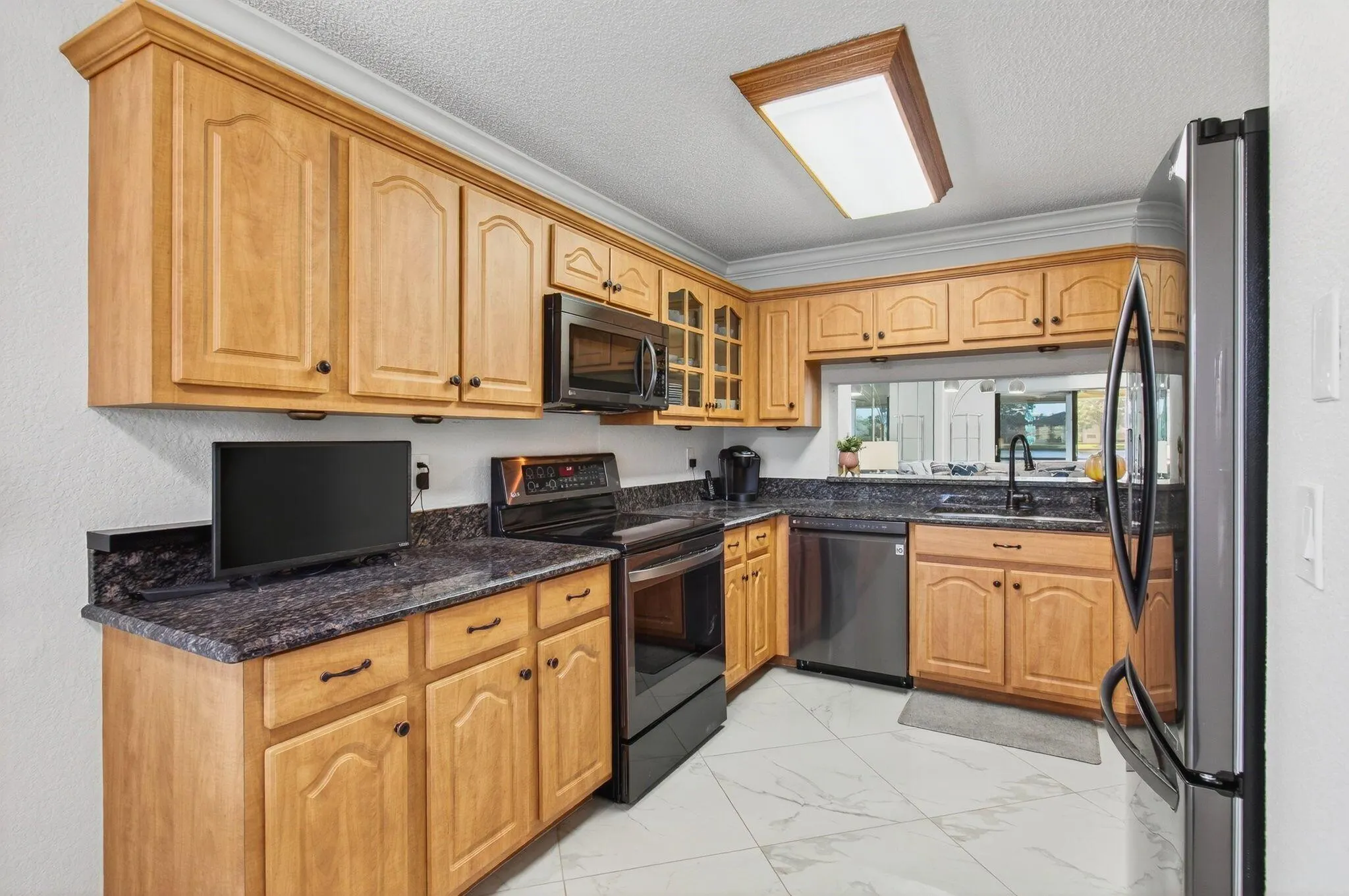 5574 Witney Drive, #109