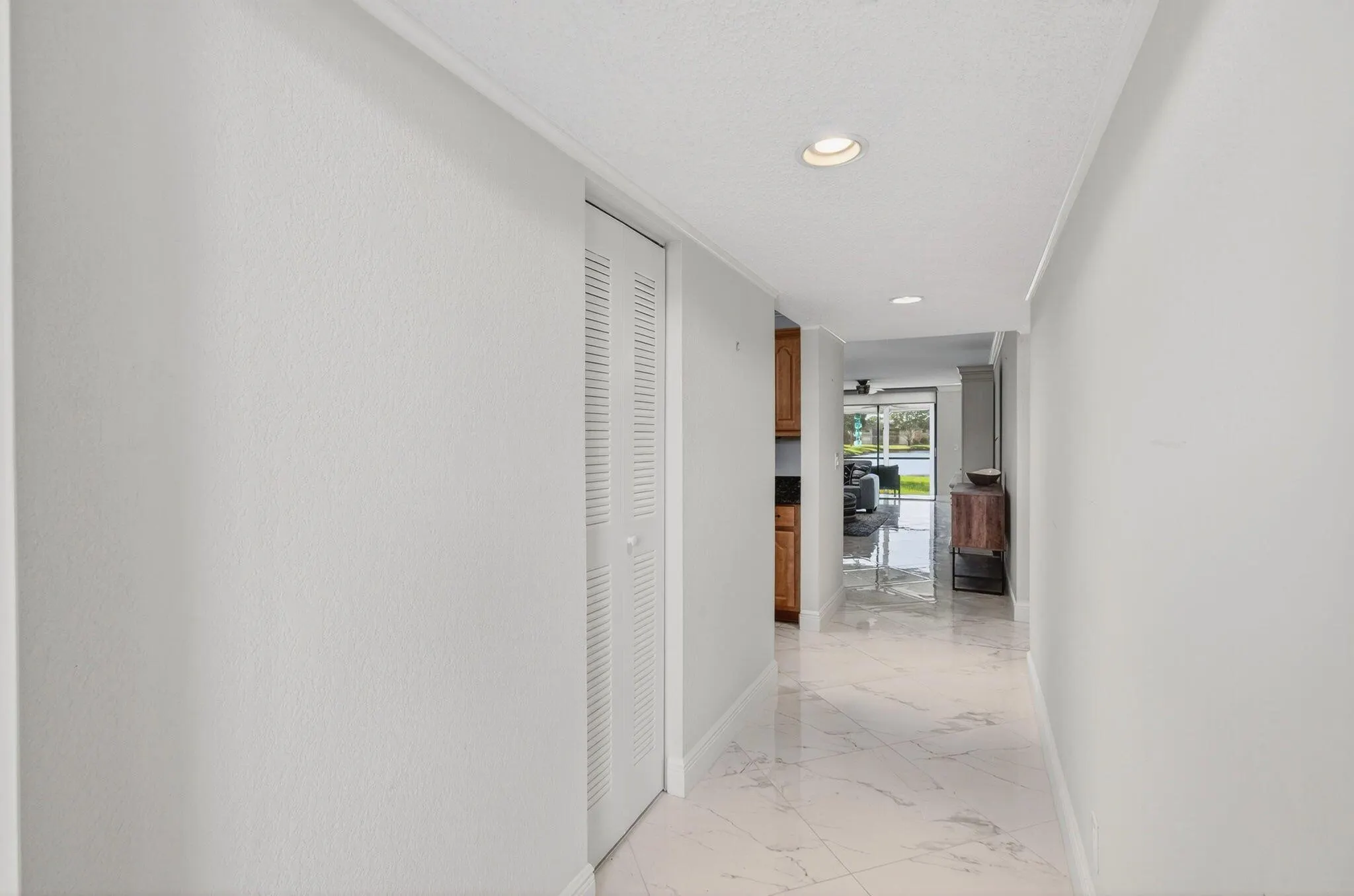 5574 Witney Drive, #109