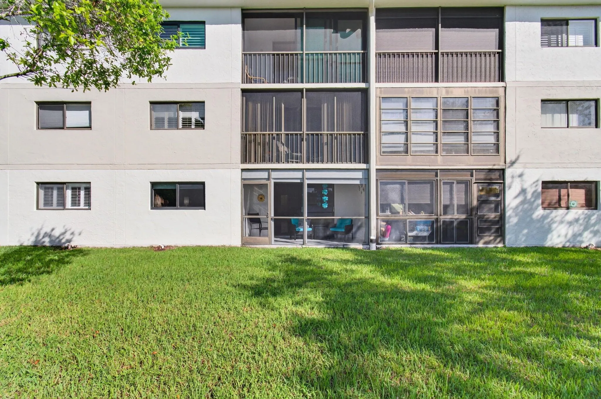5574 Witney Drive, #109