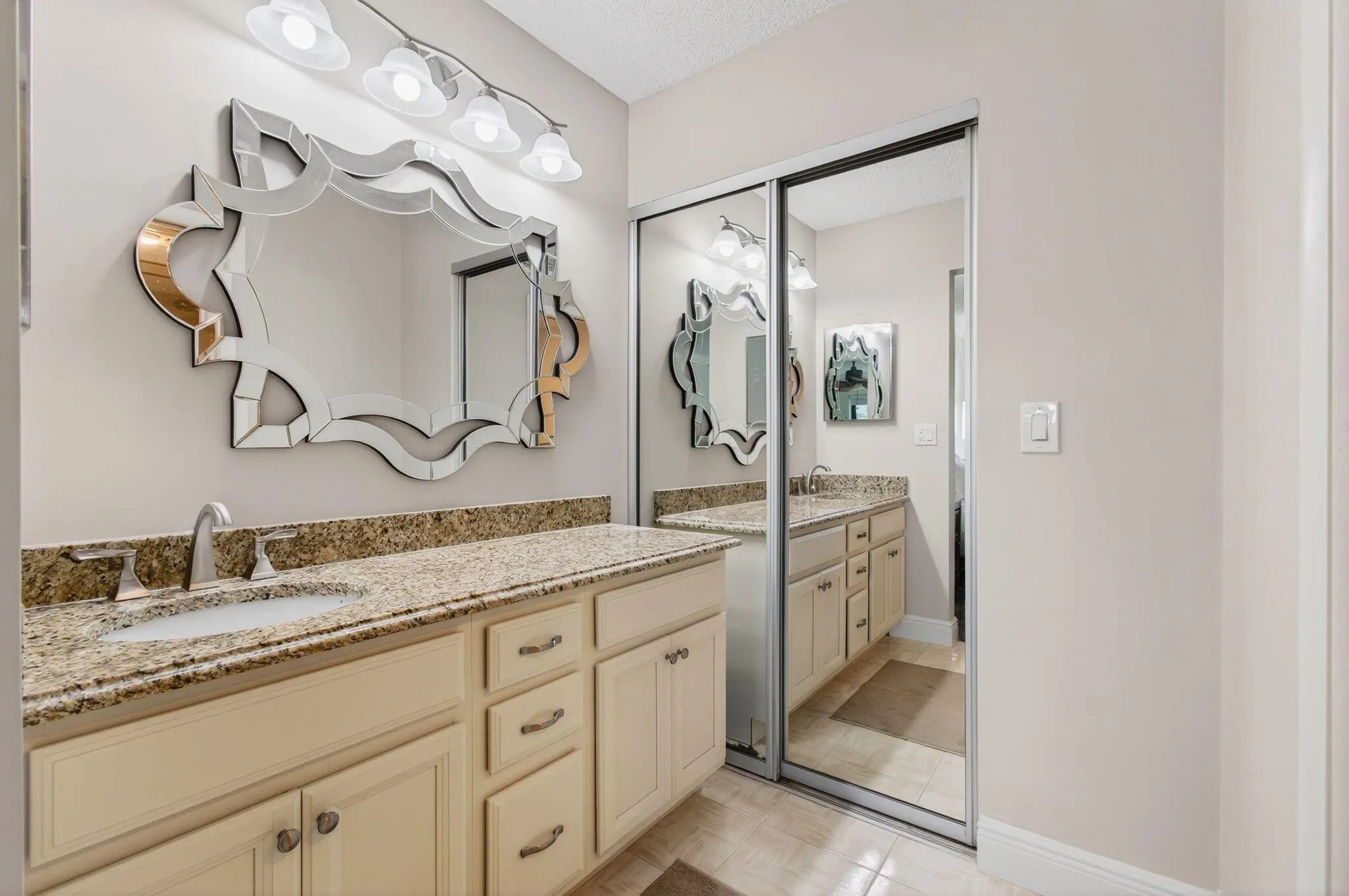 5574 Witney Drive, #109