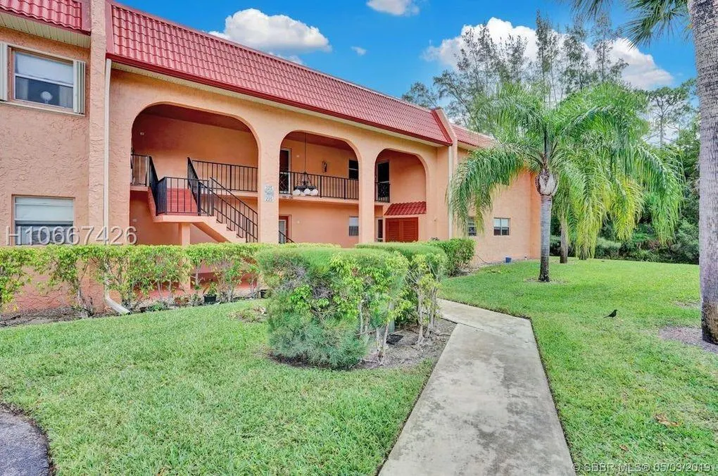 235 Lake Dora Drive, #235